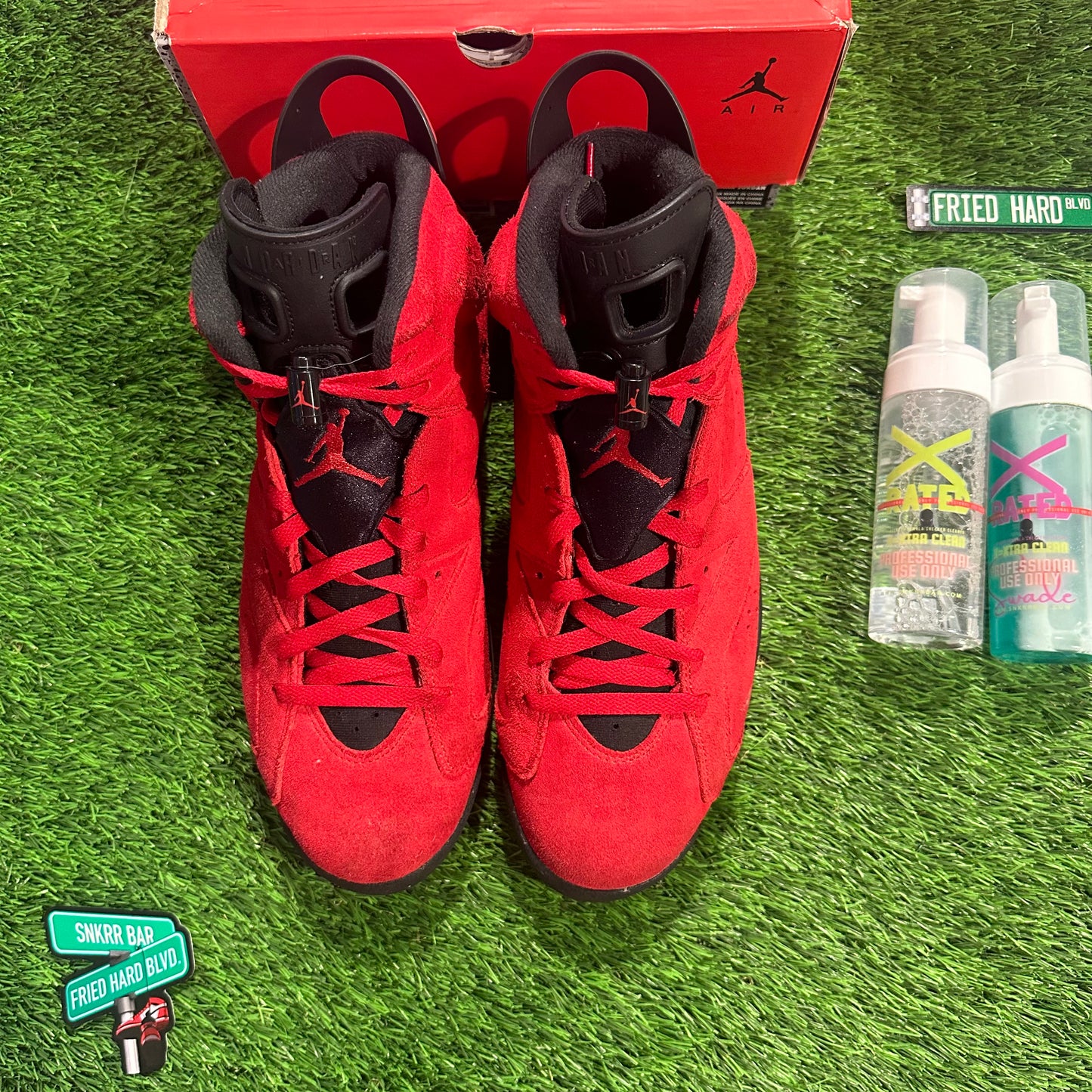 Jordan 6 Retro Toro Bravo
