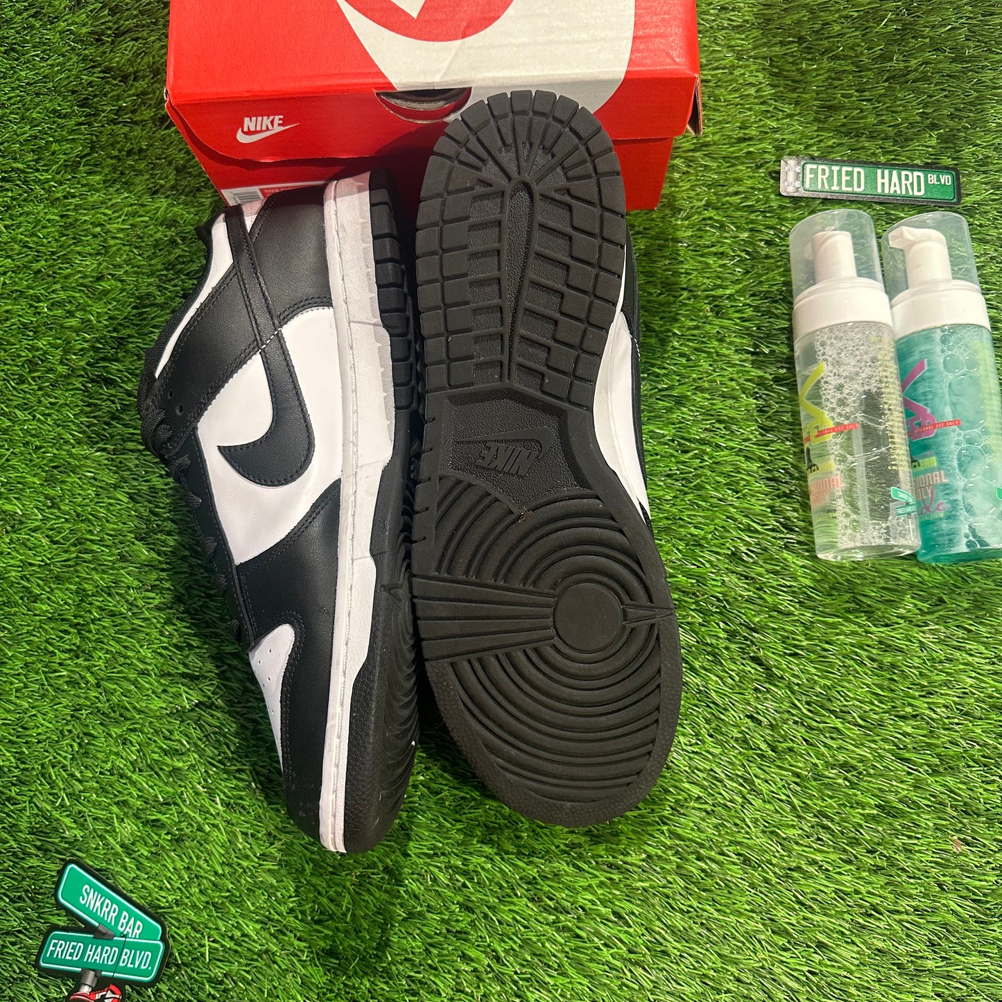 Nike Dunk Low Retro White Black Panda
