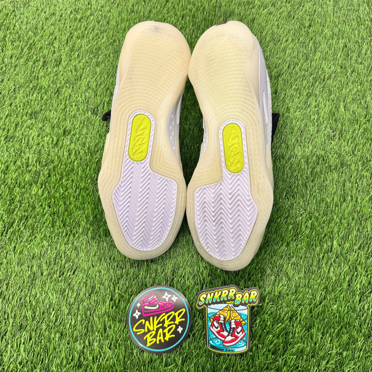 Jordan Zion 3 No Guts SIZE 8M/9.5W