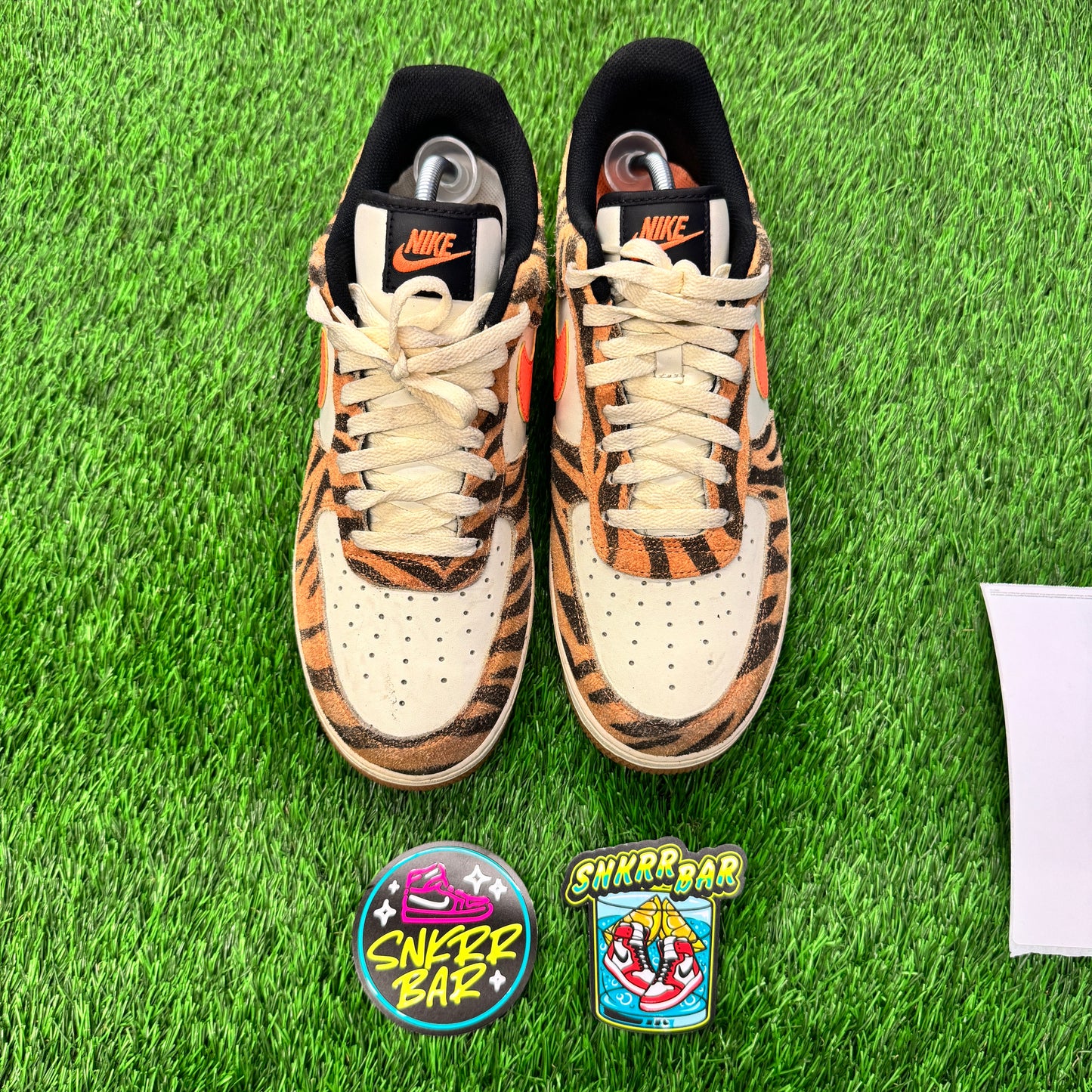 Air Force 1 Low Daktari SIZE 10.5M/12W