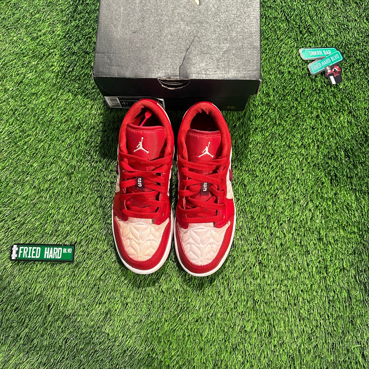 Jordan 1 Low SE Red Quilt (GS)