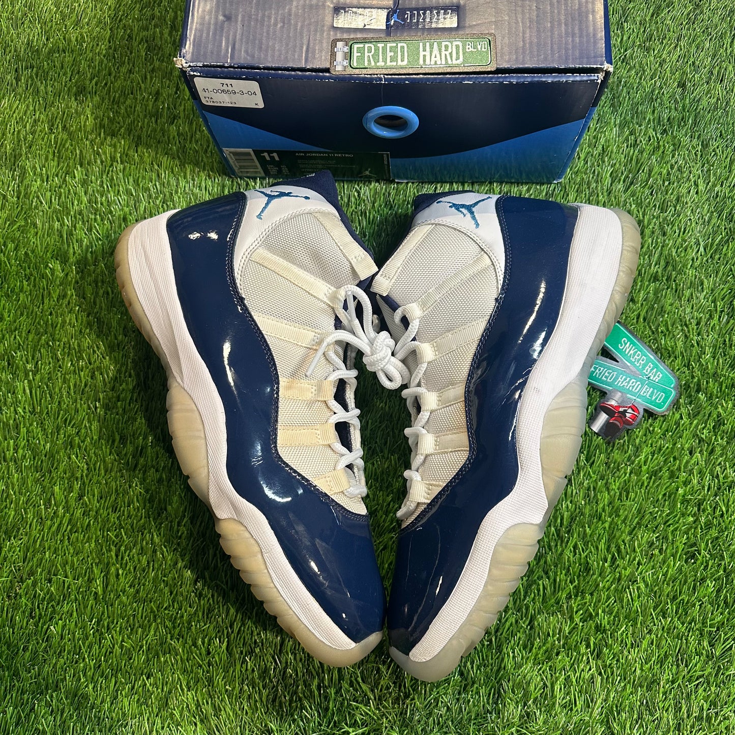 Jordan 11 Retro UNC Win Like 82