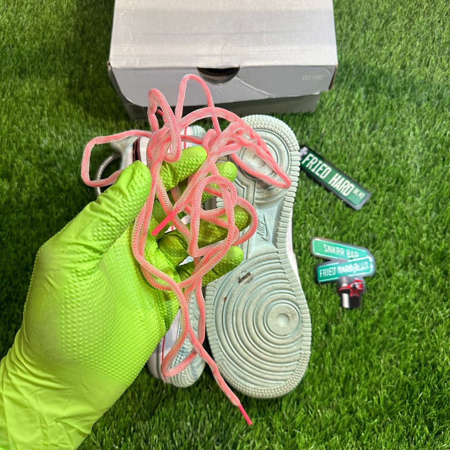 Air Force 1 Low 07 LV8 White Atomic Pink (GS) 5Y/6.5W