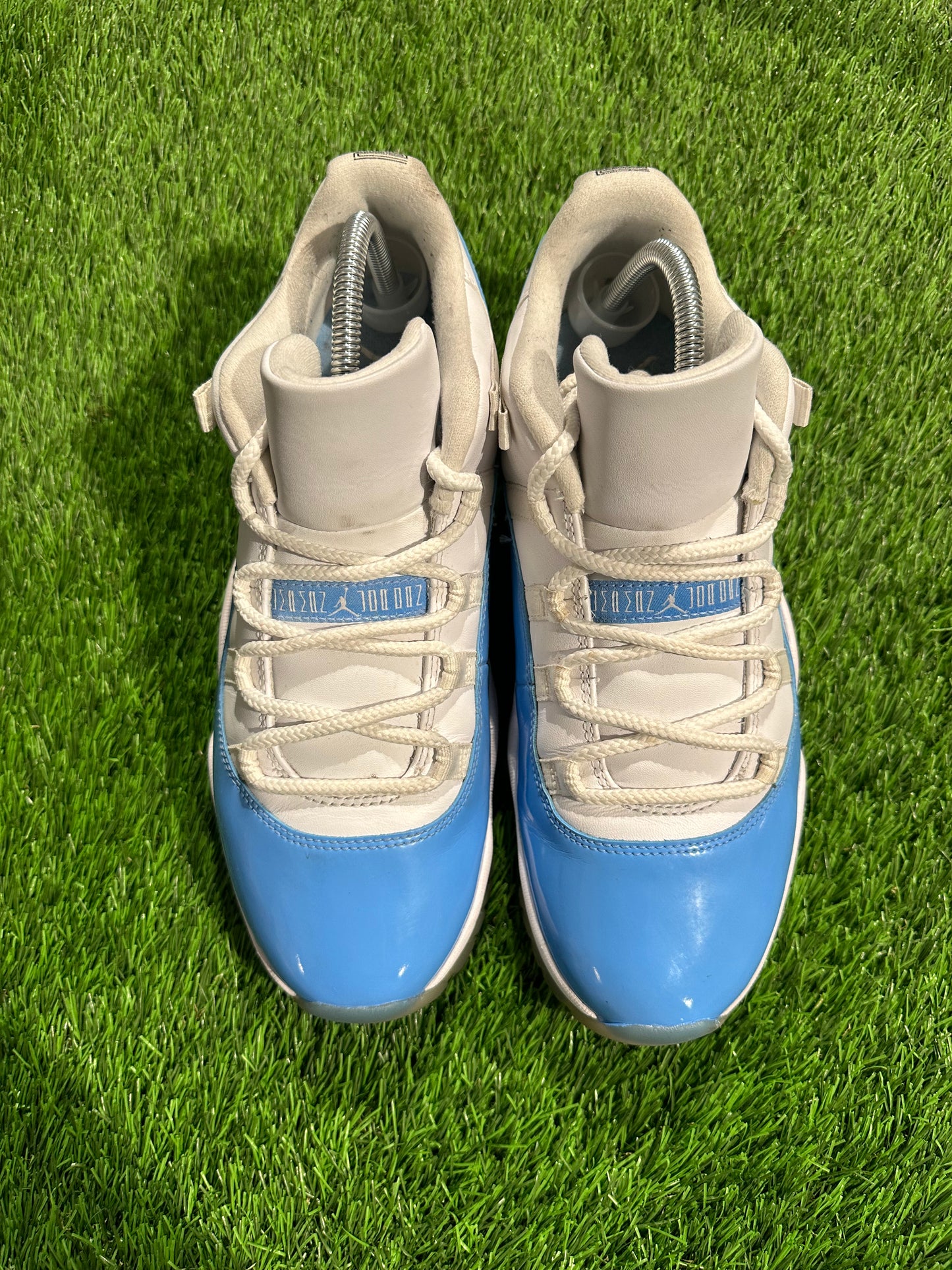Jordan 11 Retro Low University Blue (2017)