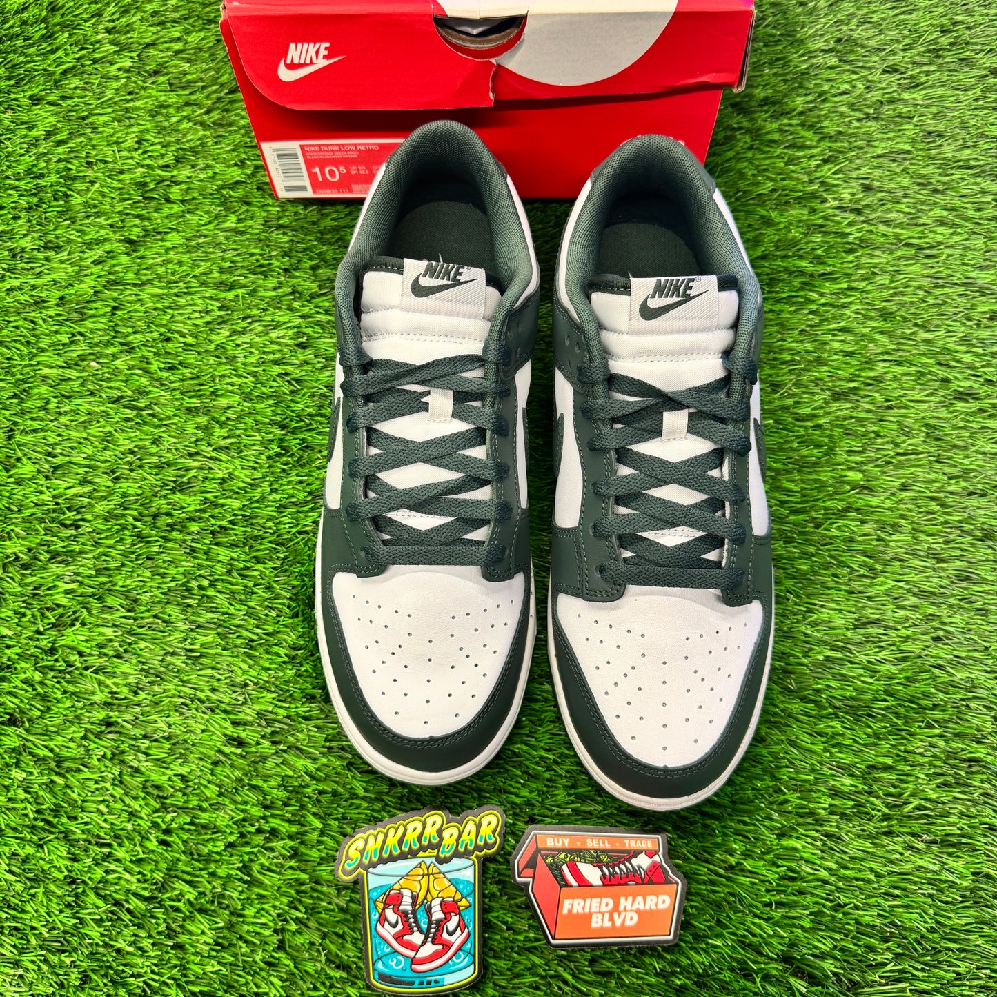 Dunk Low Vintage Green SIZE 10.5M/12W