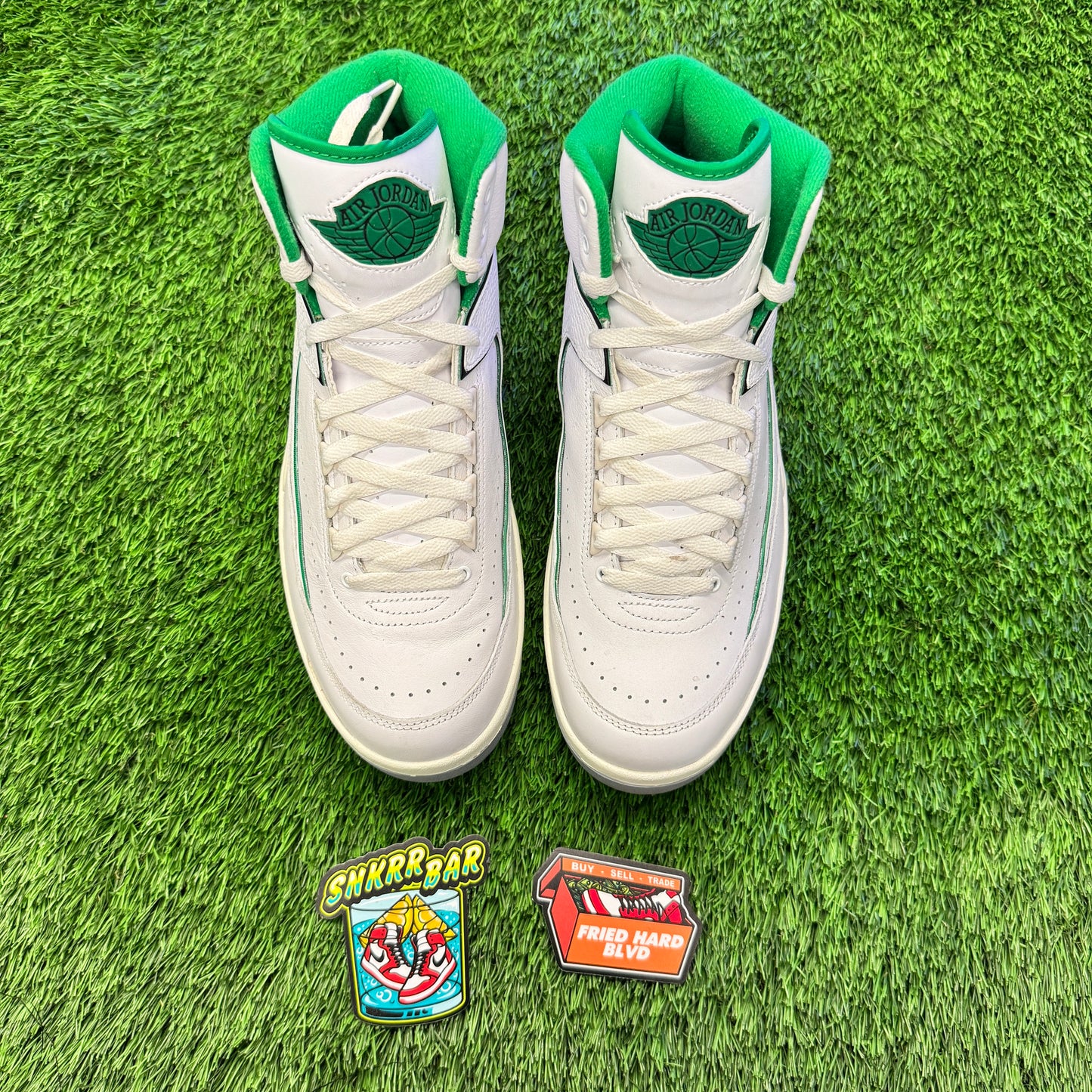 Jordan 2 Retro Lucky Green SIZE 11M/12.5W
