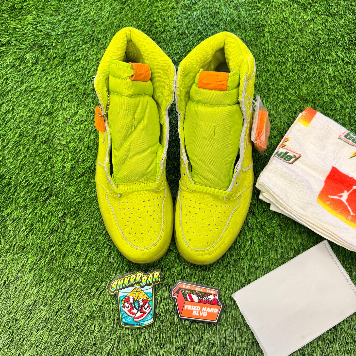 Jordan 1 Retro High Gatorade Cyber SIZE 11.5M/13W