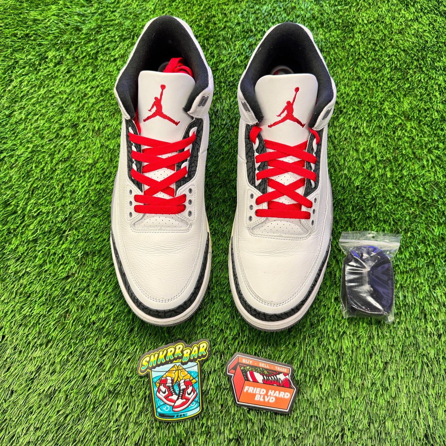 Jordan 3 Retro Cement Grey SIZE 12M/13.5W