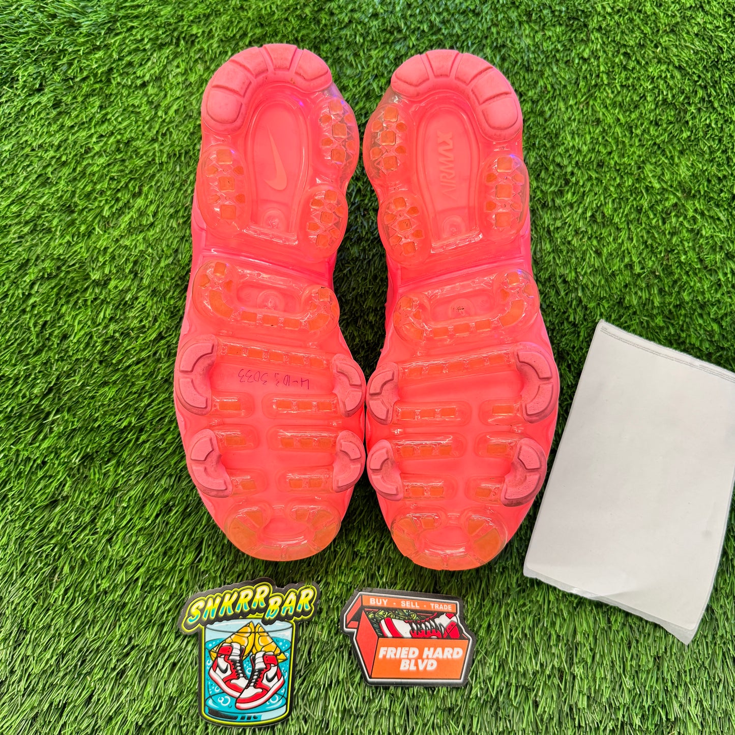 Air VaporMax Plus Sunset Pulse Bubblegum (Women's) SIZE 8M/9.5W