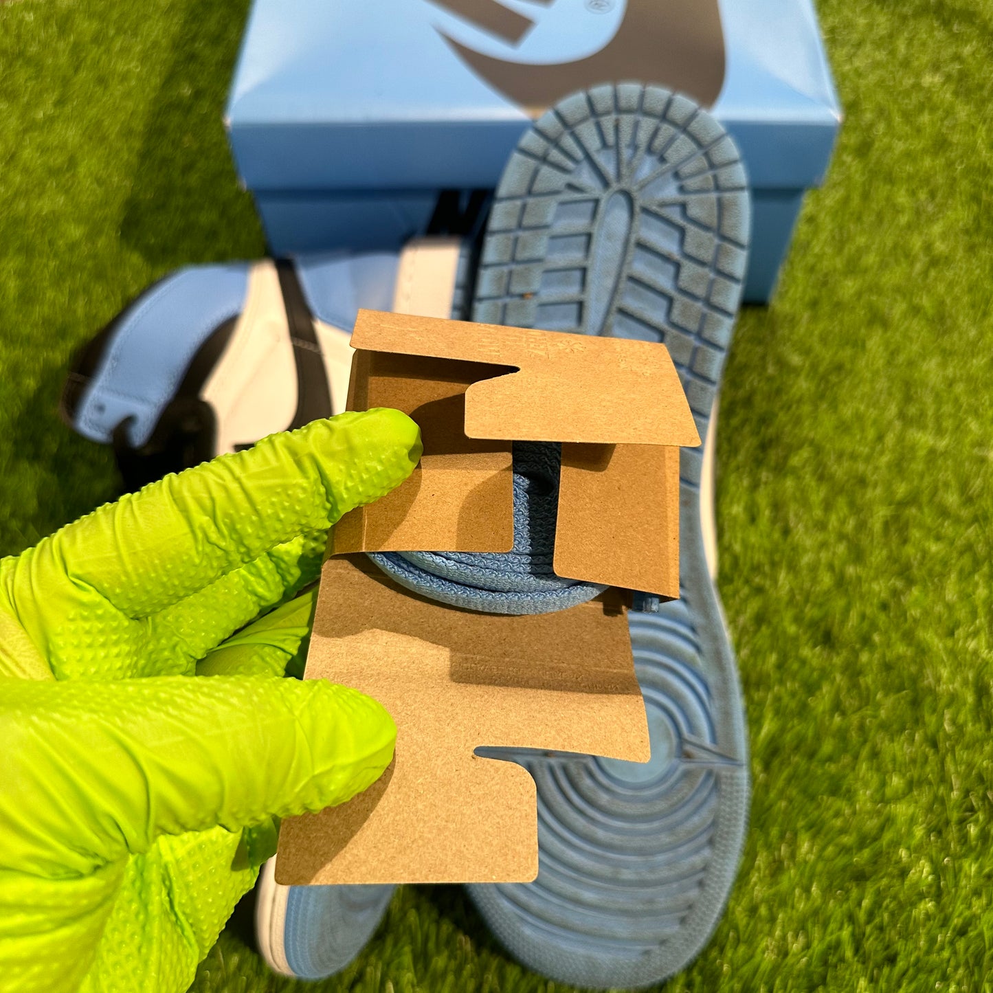 Jordan 1 Retro High OG UNC Toe