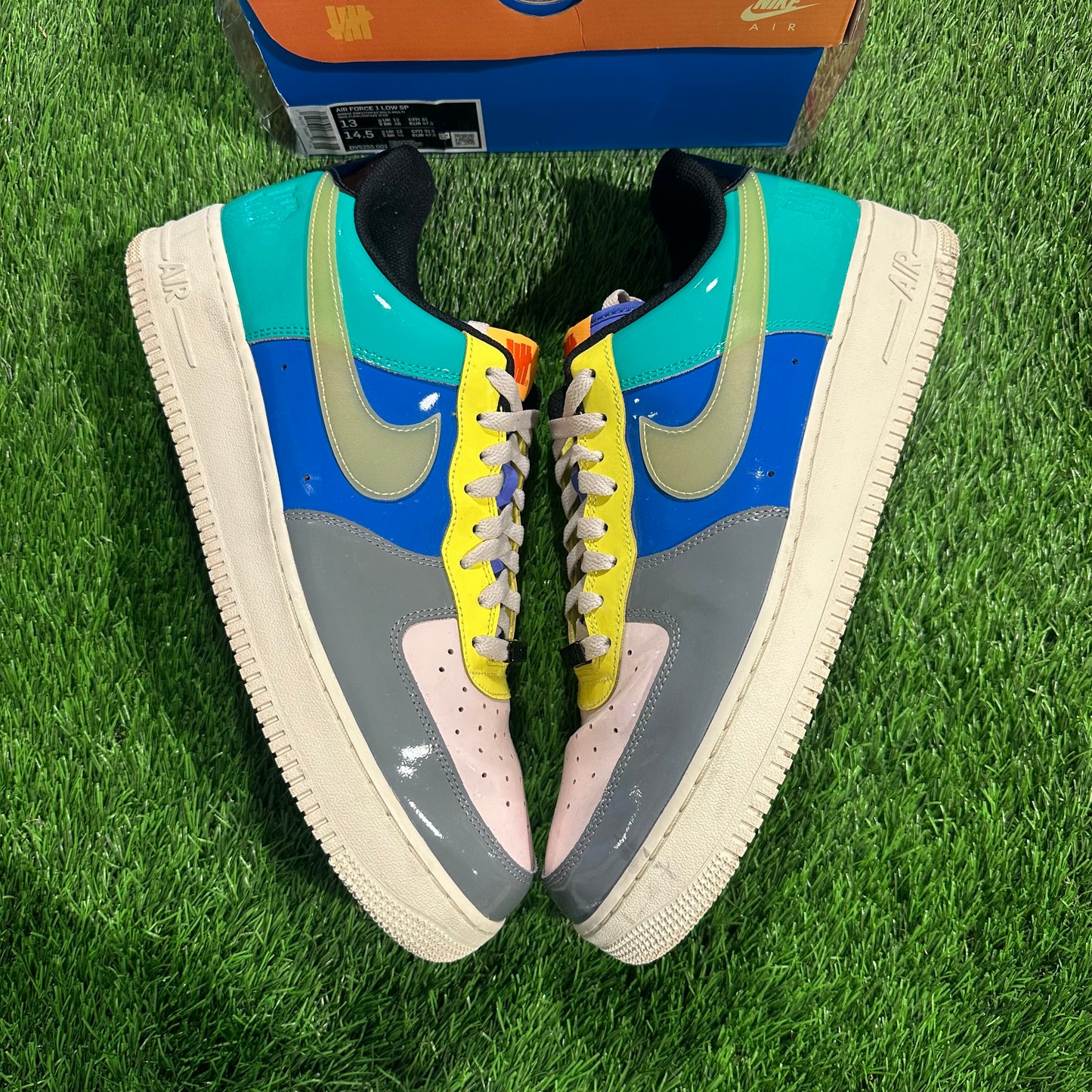 Air Force 1 Low SP Undefeated Multi-Patent Community 13M/14.5W