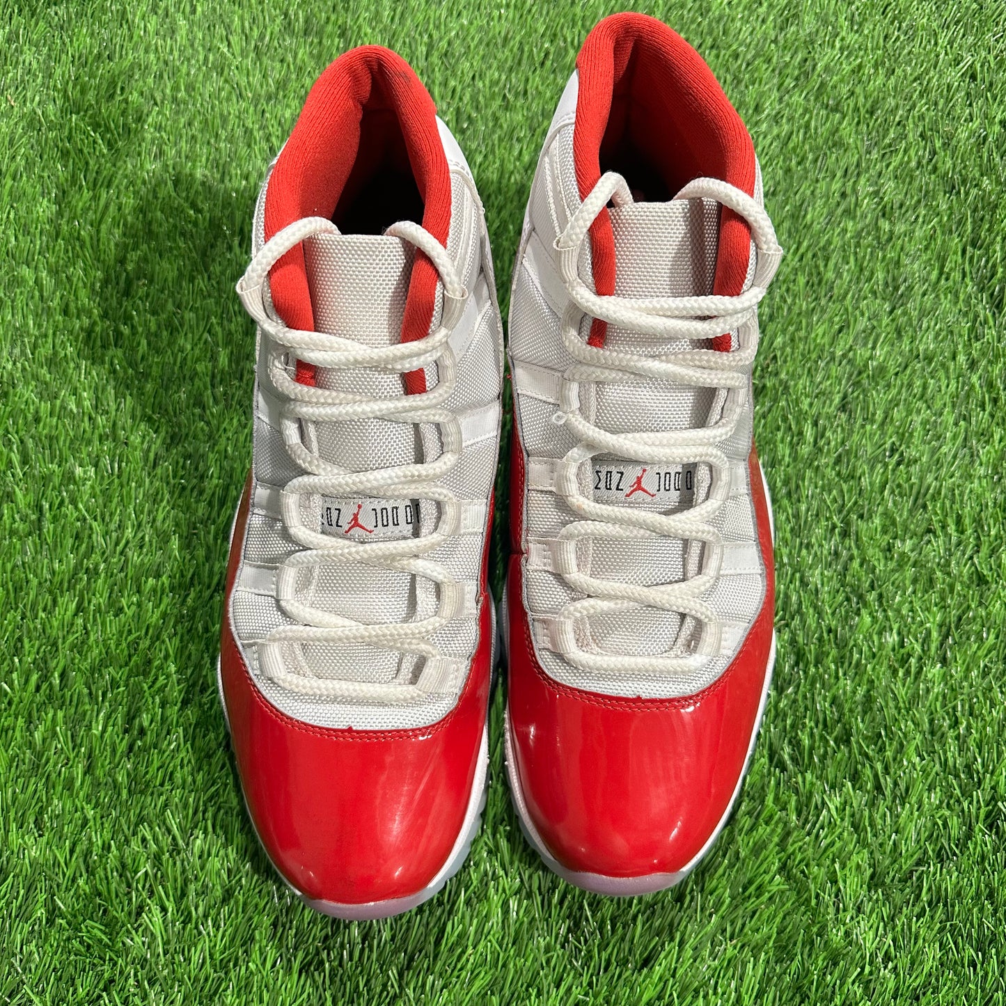 Jordan 11 Retro Cherry (2022)
