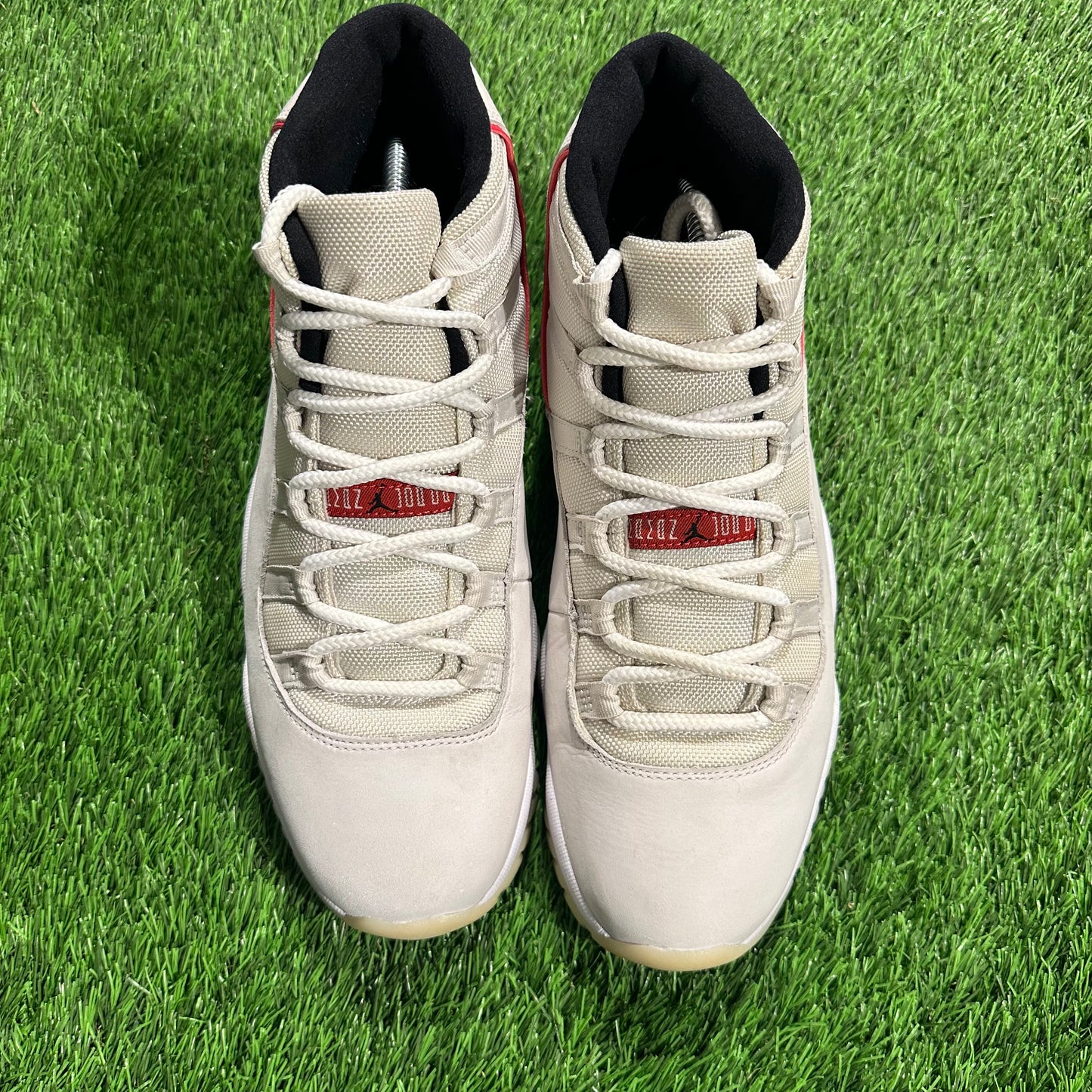 Jordan 11 Retro Platinum Tint