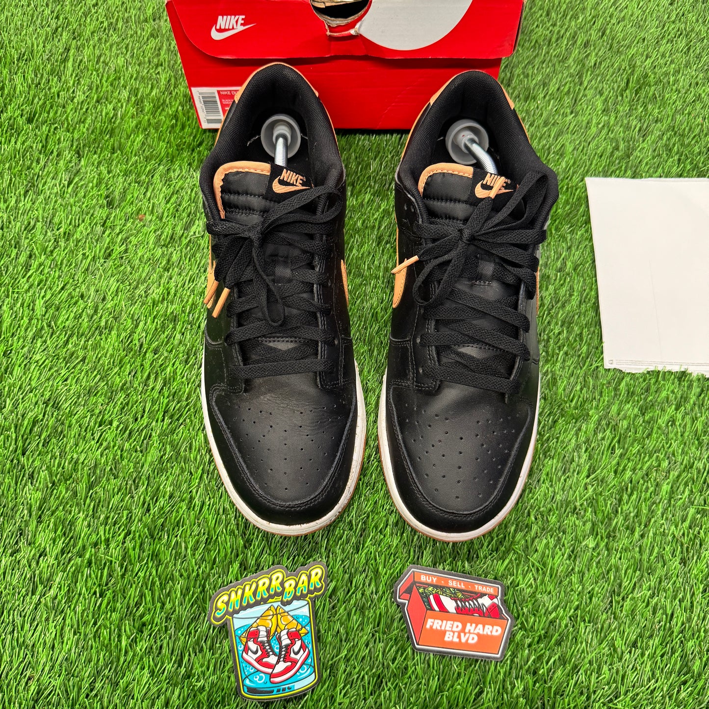 Nike Dunk Low Black Amber Brown SIZE 12M/13.5W