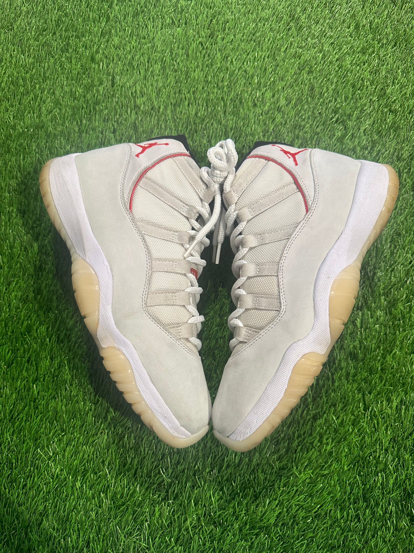 Jordan 11 Retro Platinum Tint