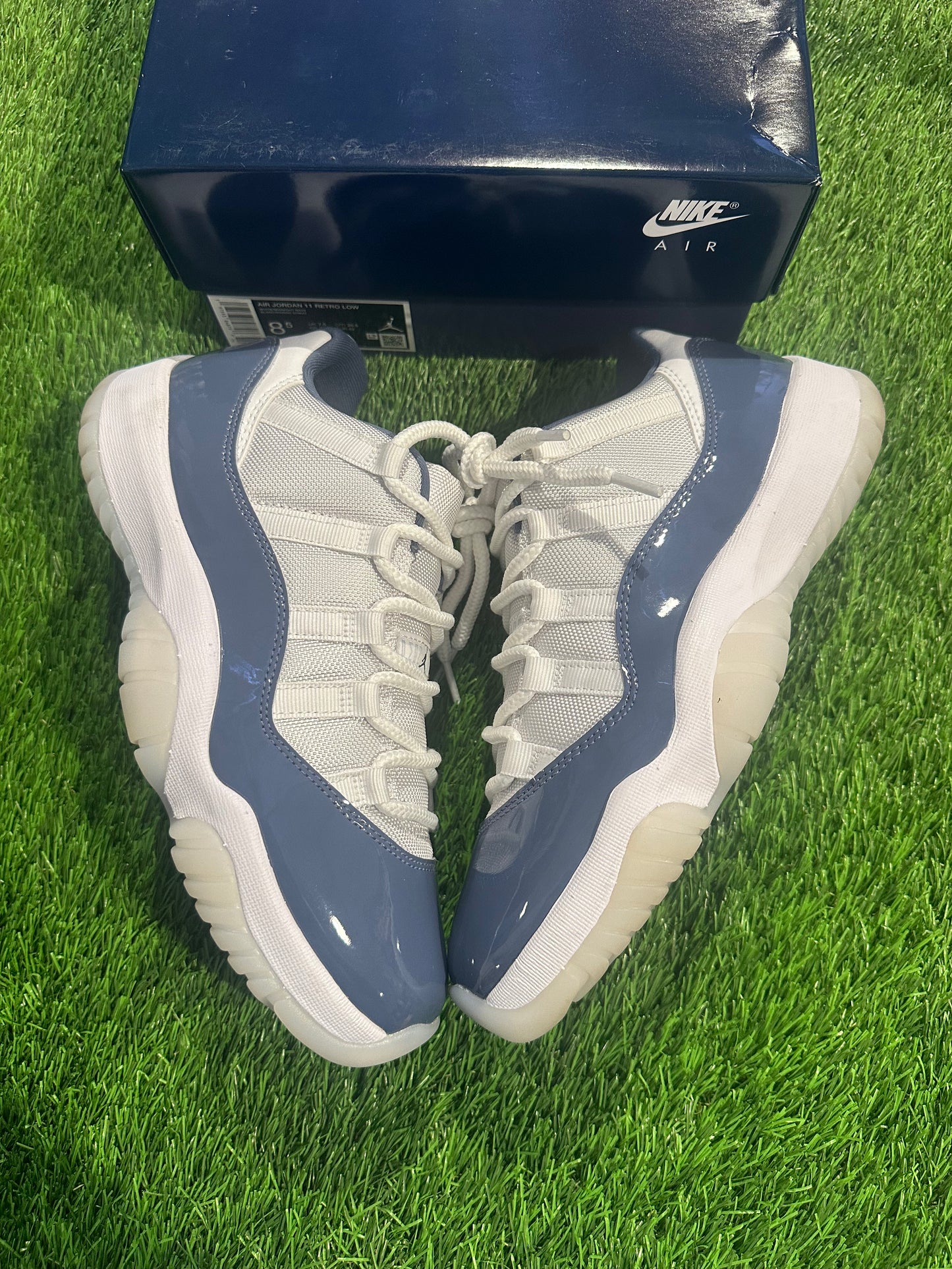 Jordan 11 Retro Low Diffused Blue