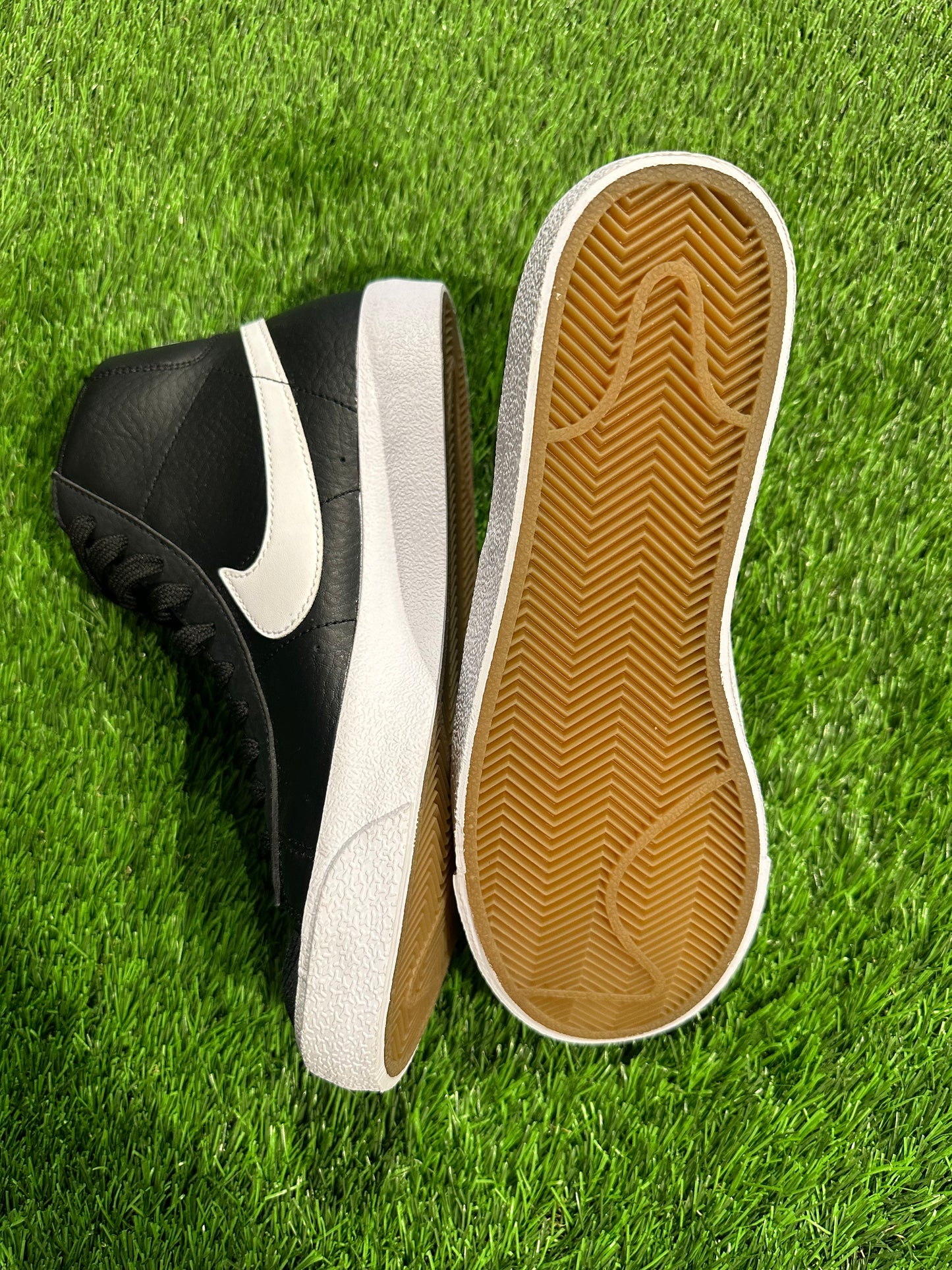 Nike Blazer Mid 77 Black White (GS) 6.5Y/8W