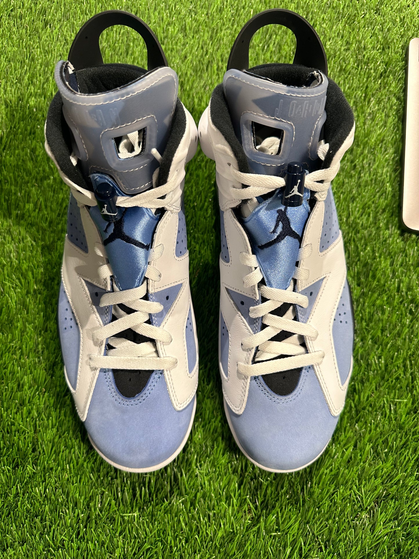 Jordan 6 Retro UNC White