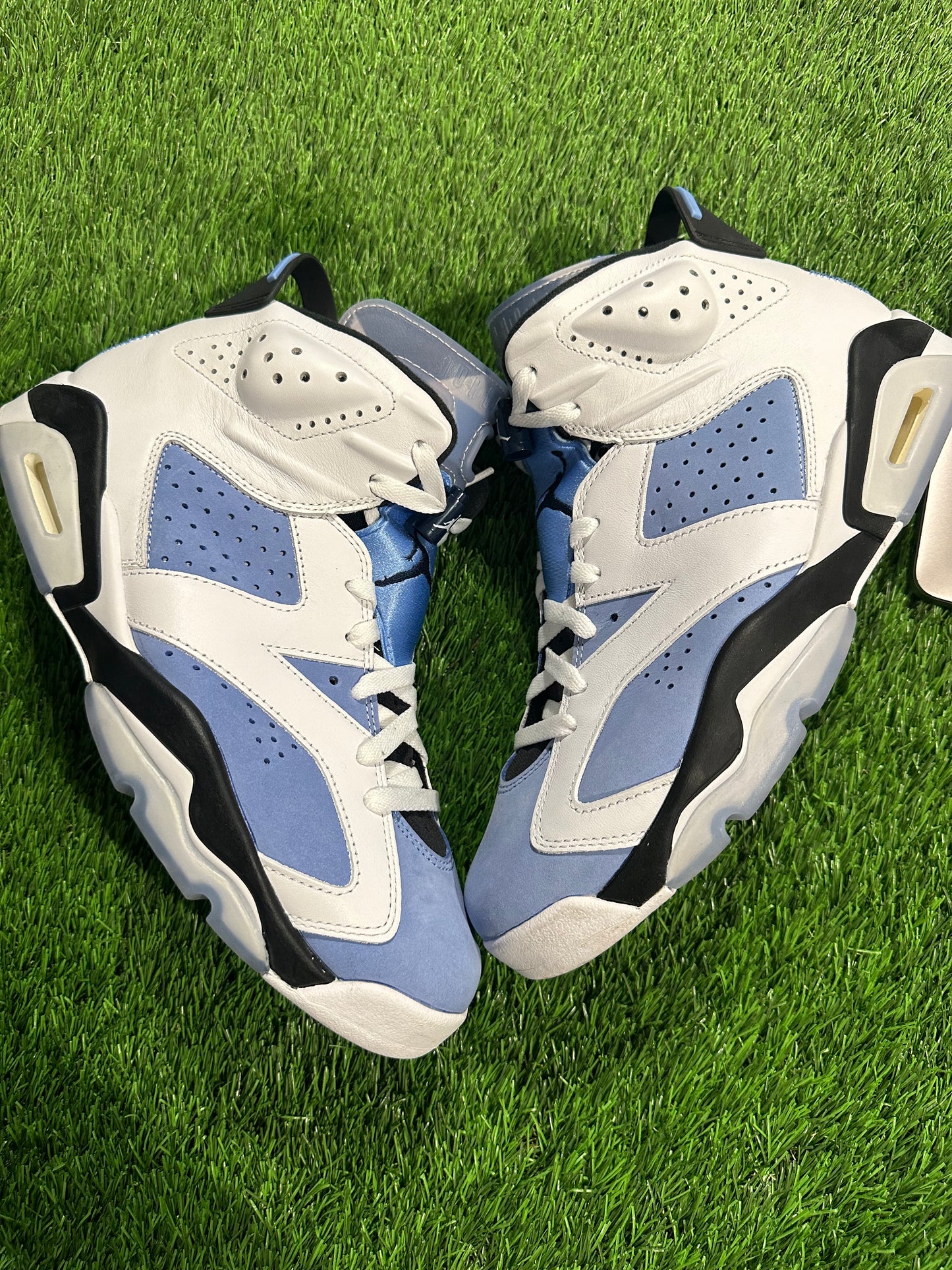 Jordan 6 Retro UNC White