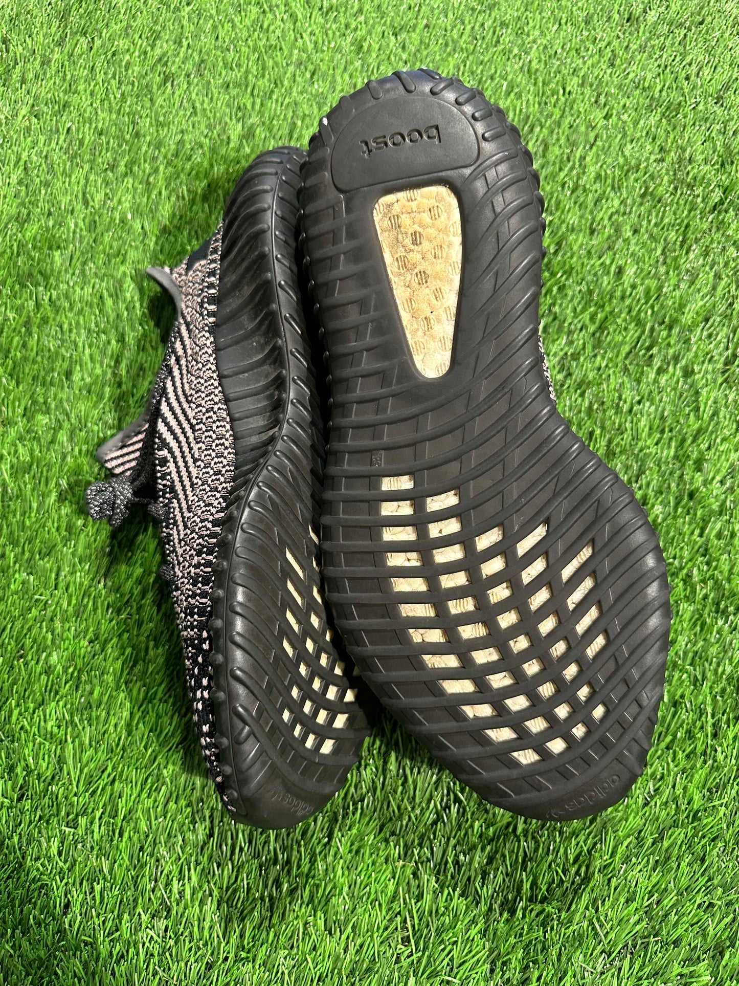 adidas Yeezy Boost 350 V2 Yecheil (Non-Reflective) 11M/12.5W