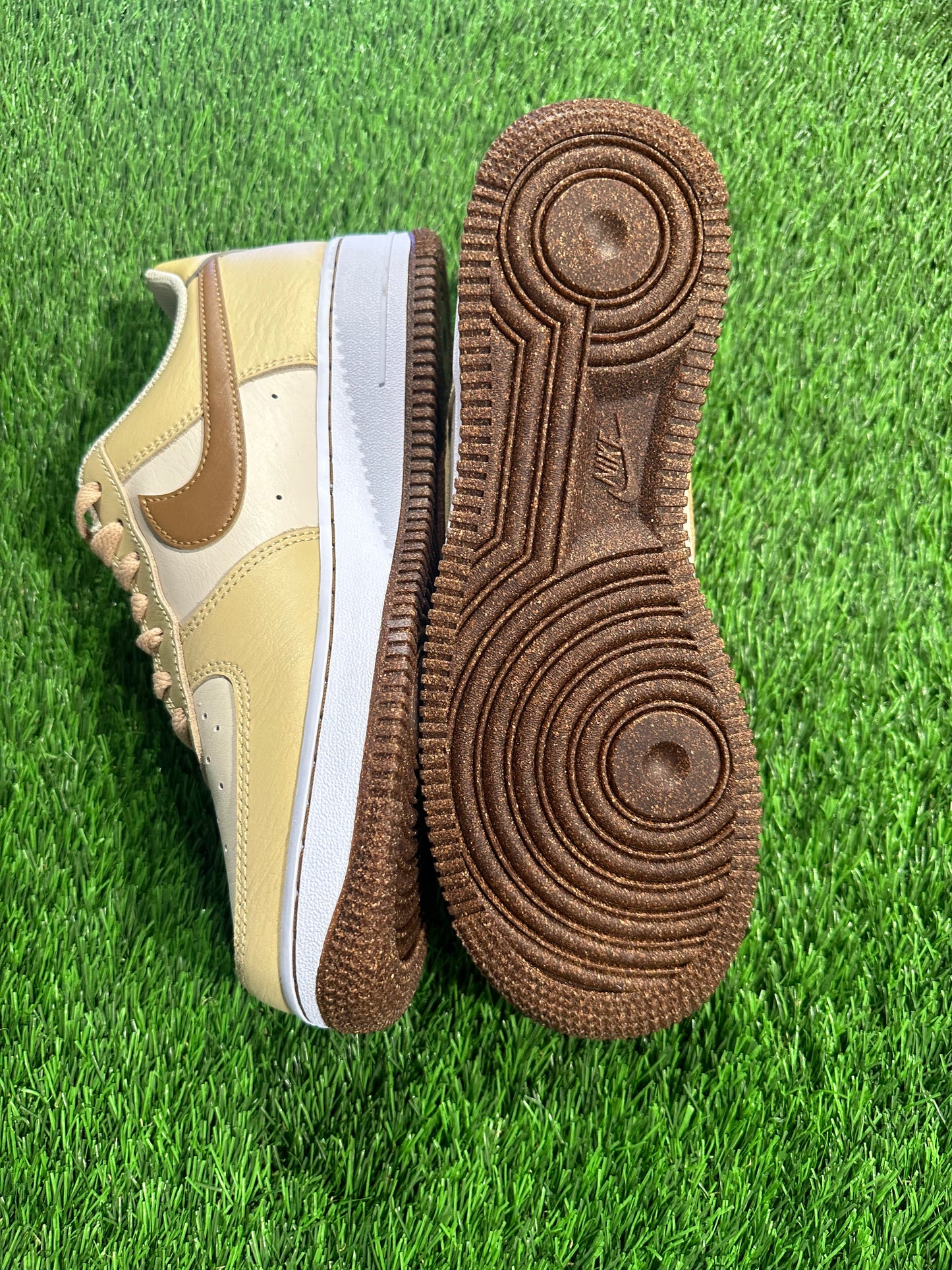 Nike Air Force 1 Low '07 LV8 Pearl White Sesame 7Y/8.5W