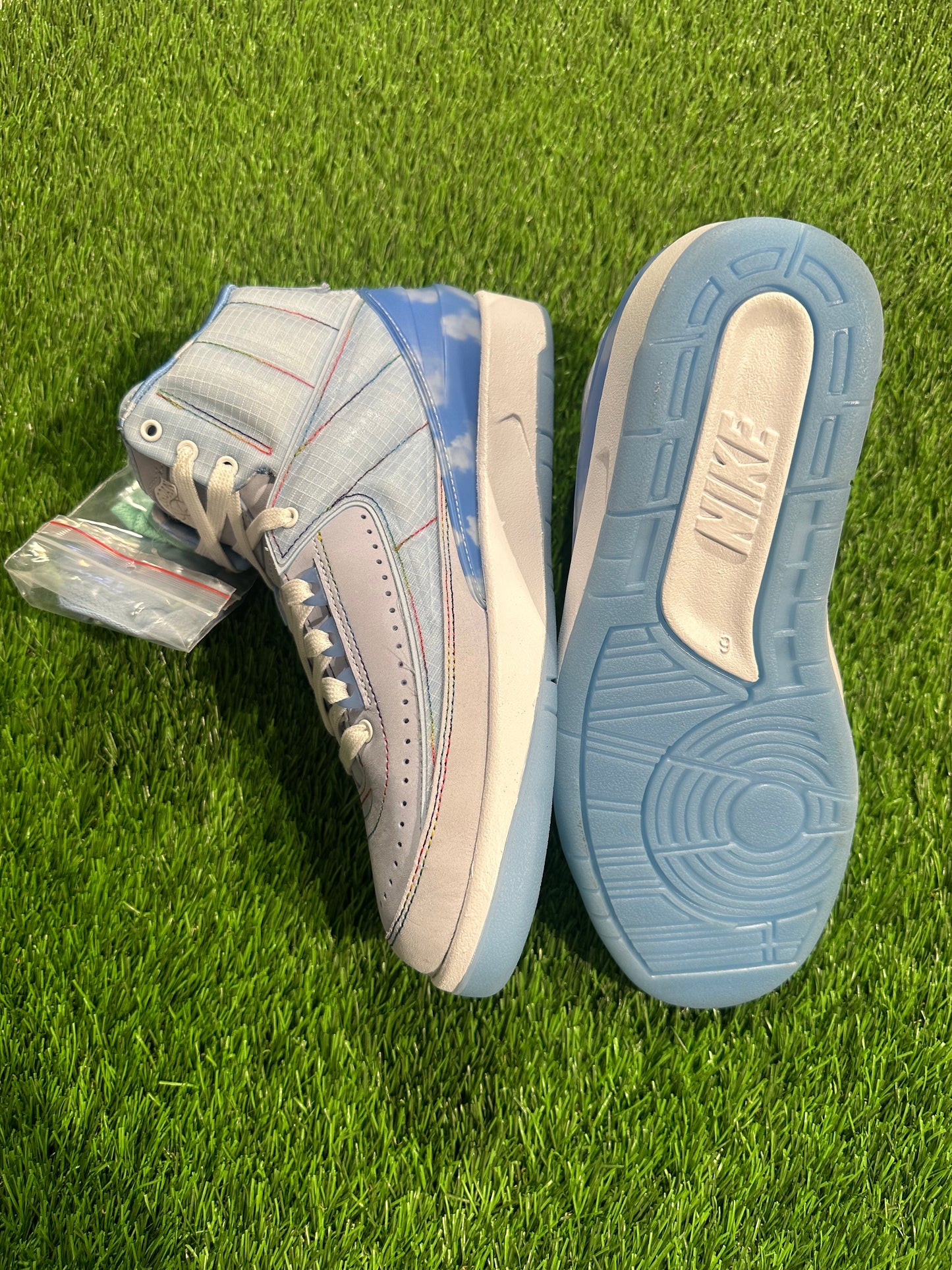 Jordan 2 Retro J Balvin 6Y/7.5W