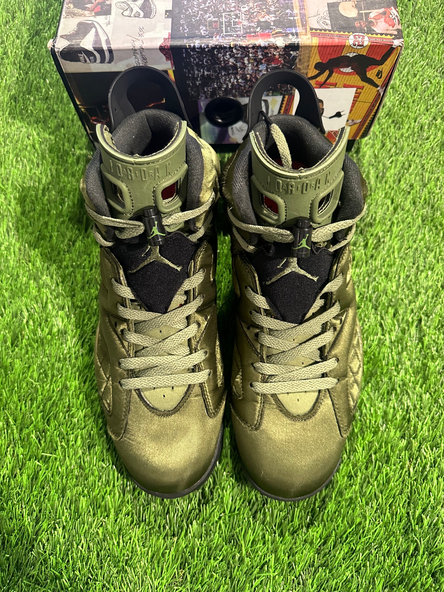 Jordan 6 Retro Pinnacle Promo Flight Jacket 10.5M/12W