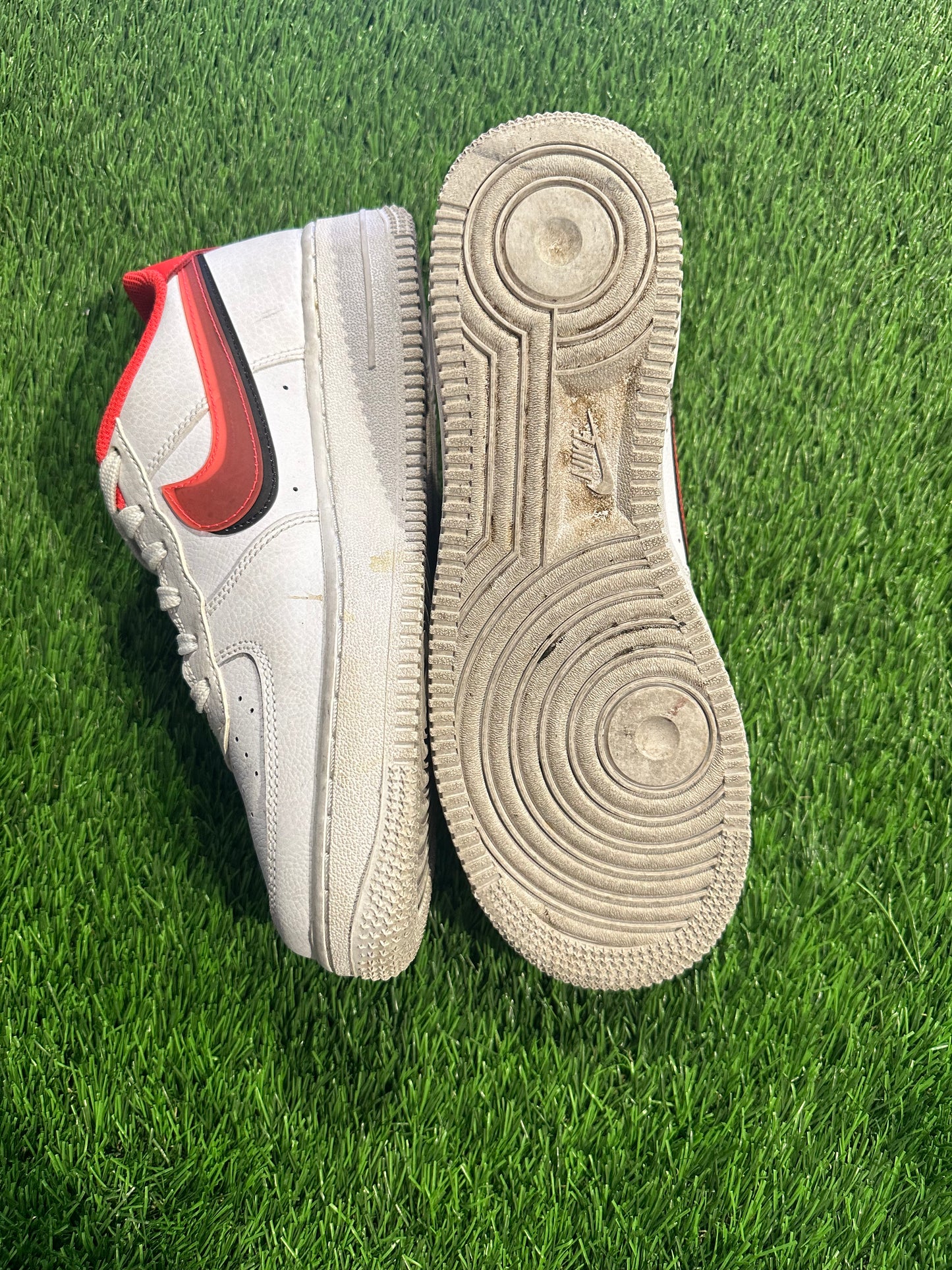 Nike Air Force 1 LV8 Double Swoosh Bright Crimson (GS) 6.5Y/8W