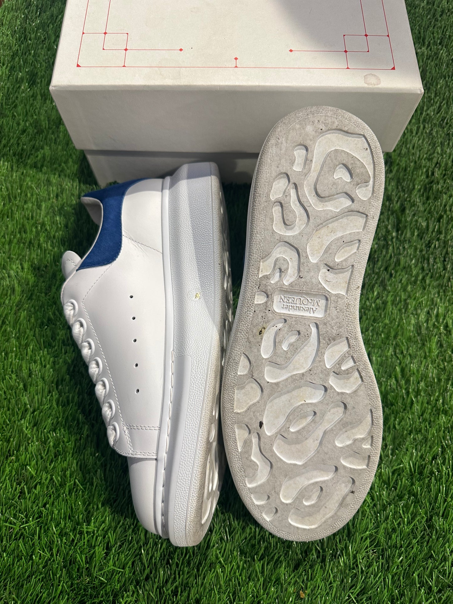 Alexander McQueen Oversized Paris Blue 6.5Y/8W