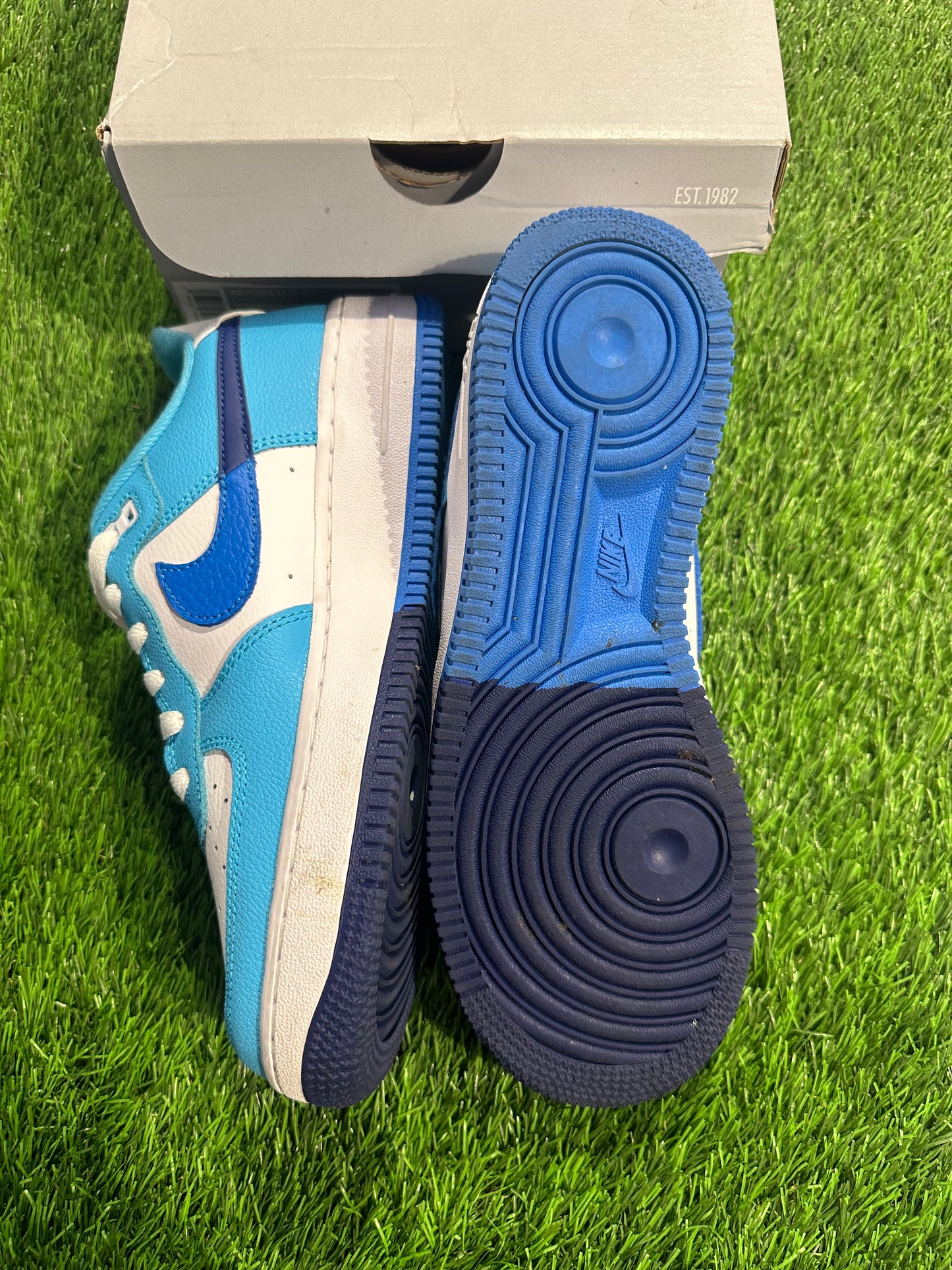 Nike Air Force 1 Low LV8 2 Light Photo Blue Deep Royal (GS) 6.5Y/8W