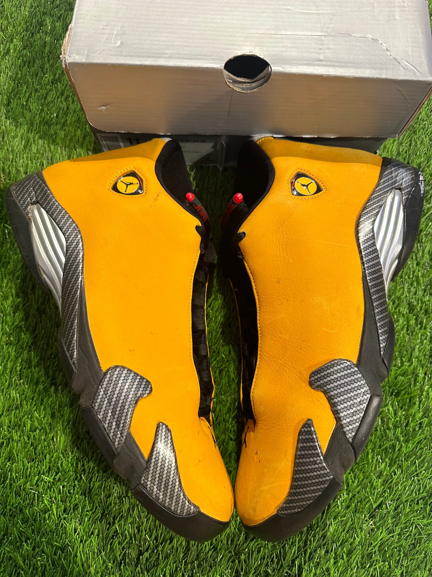 Jordan 14 Retro University Gold