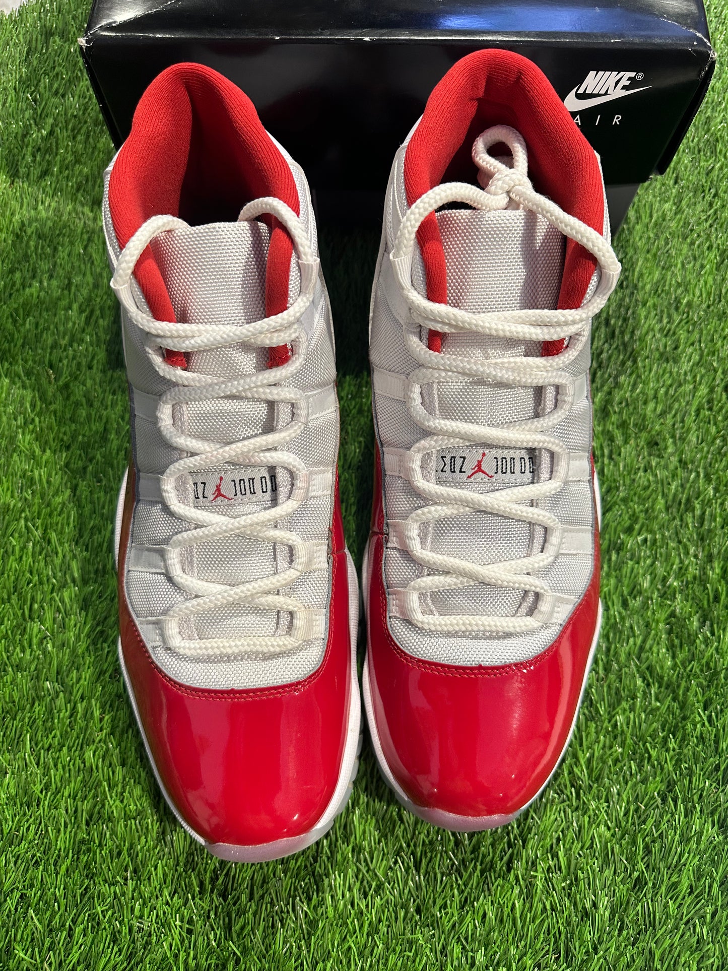 Jordan 11 Retro Cherry (2022)