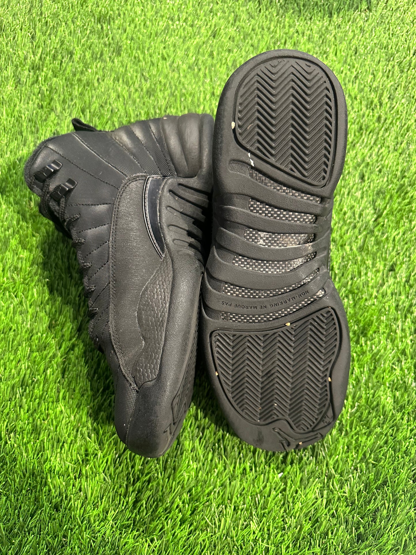 Jordan 12 Retro Winter Black (GS)