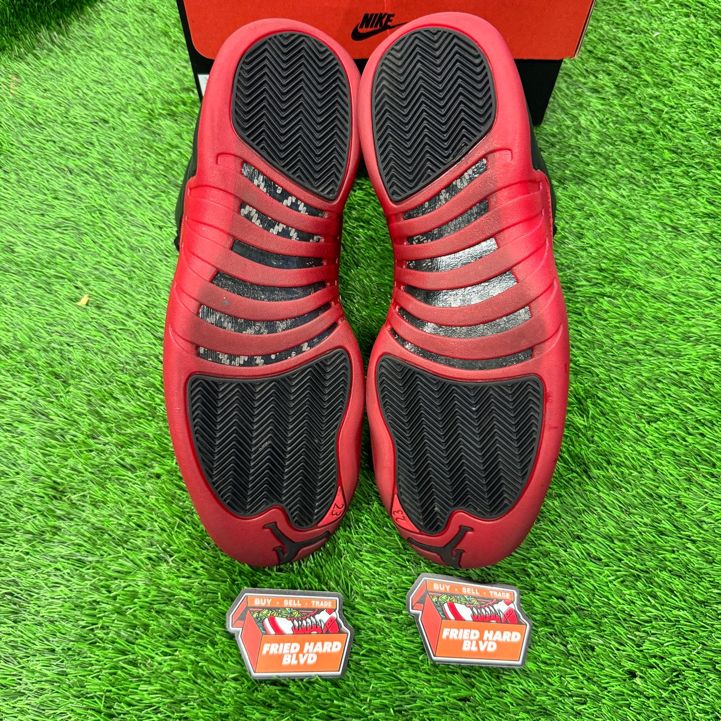 Jordan 12 Retro Flu Game (2025) SIZE 11.5M/13W