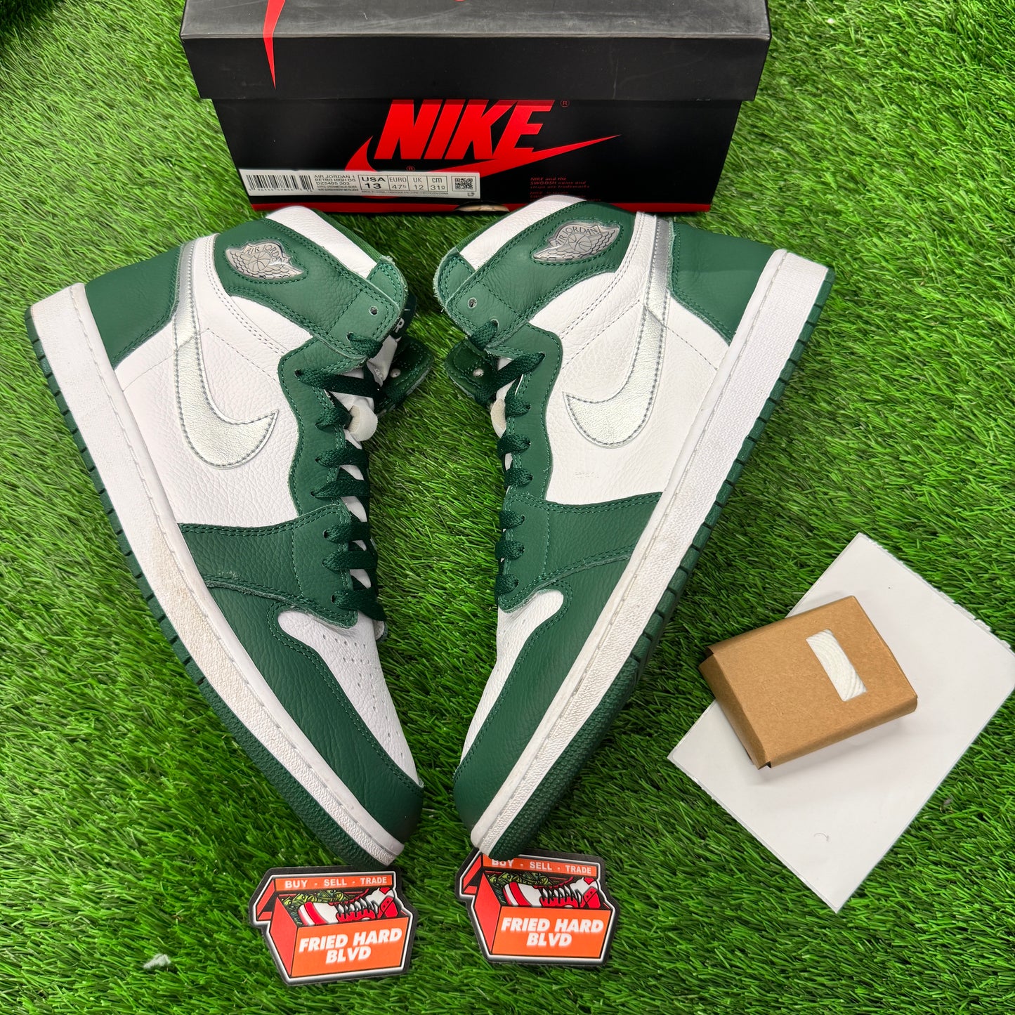 Jordan 1 Retro High OG Gorge Green SIZE 13M/14.5W
