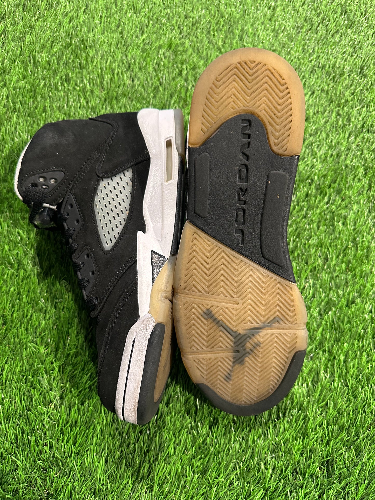 Jordan 5 Retro Moonlight (2021) (GS) 7Y/8.5W