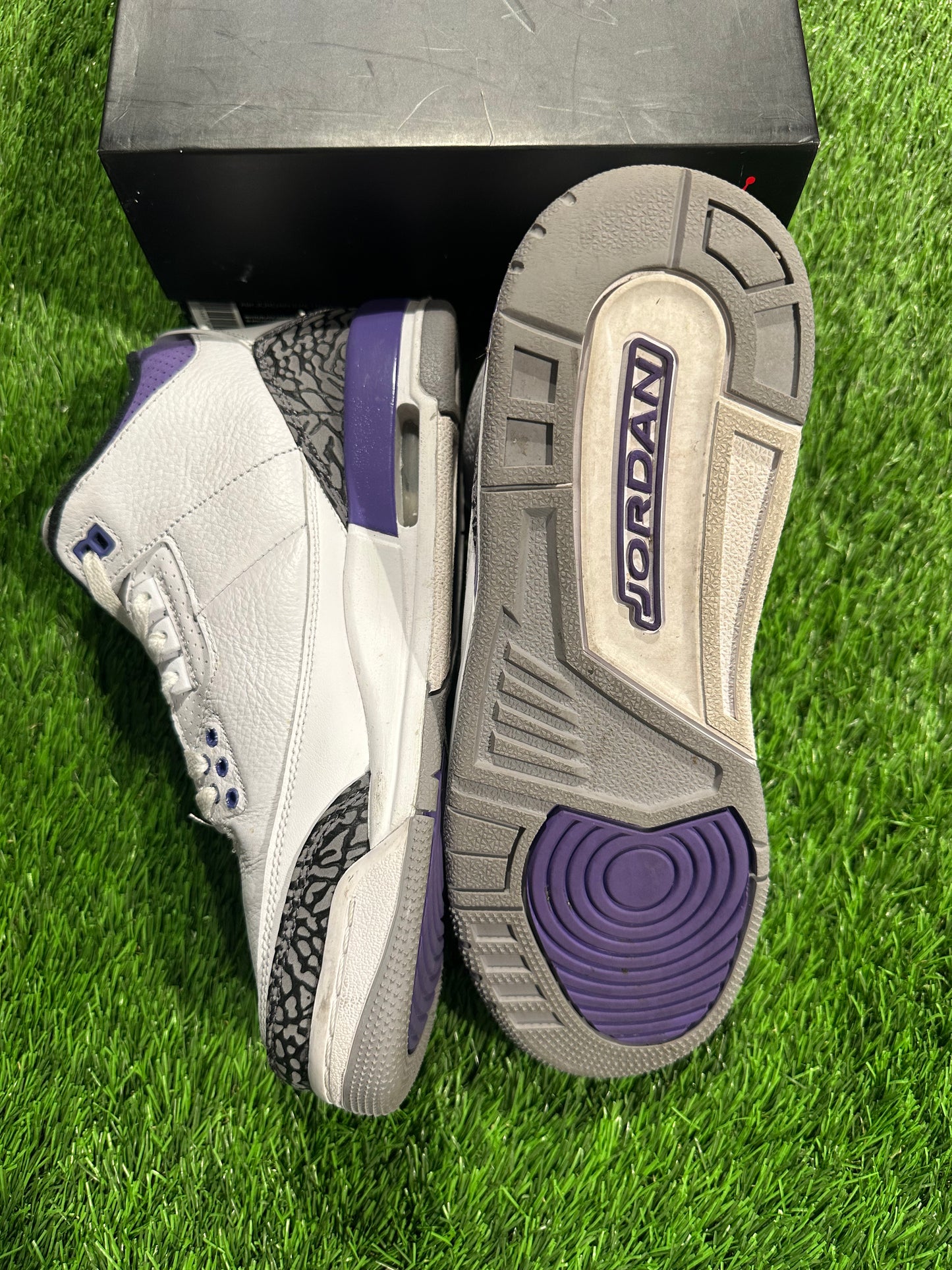 Jordan 3 Retro Dark Iris (GS) 7Y/8.5W