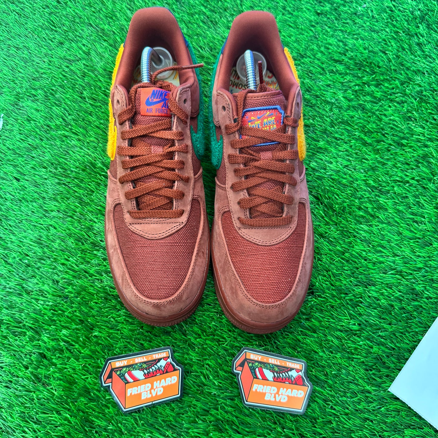 Air Force 1 Low La Familia SIZE 9.5M/11W