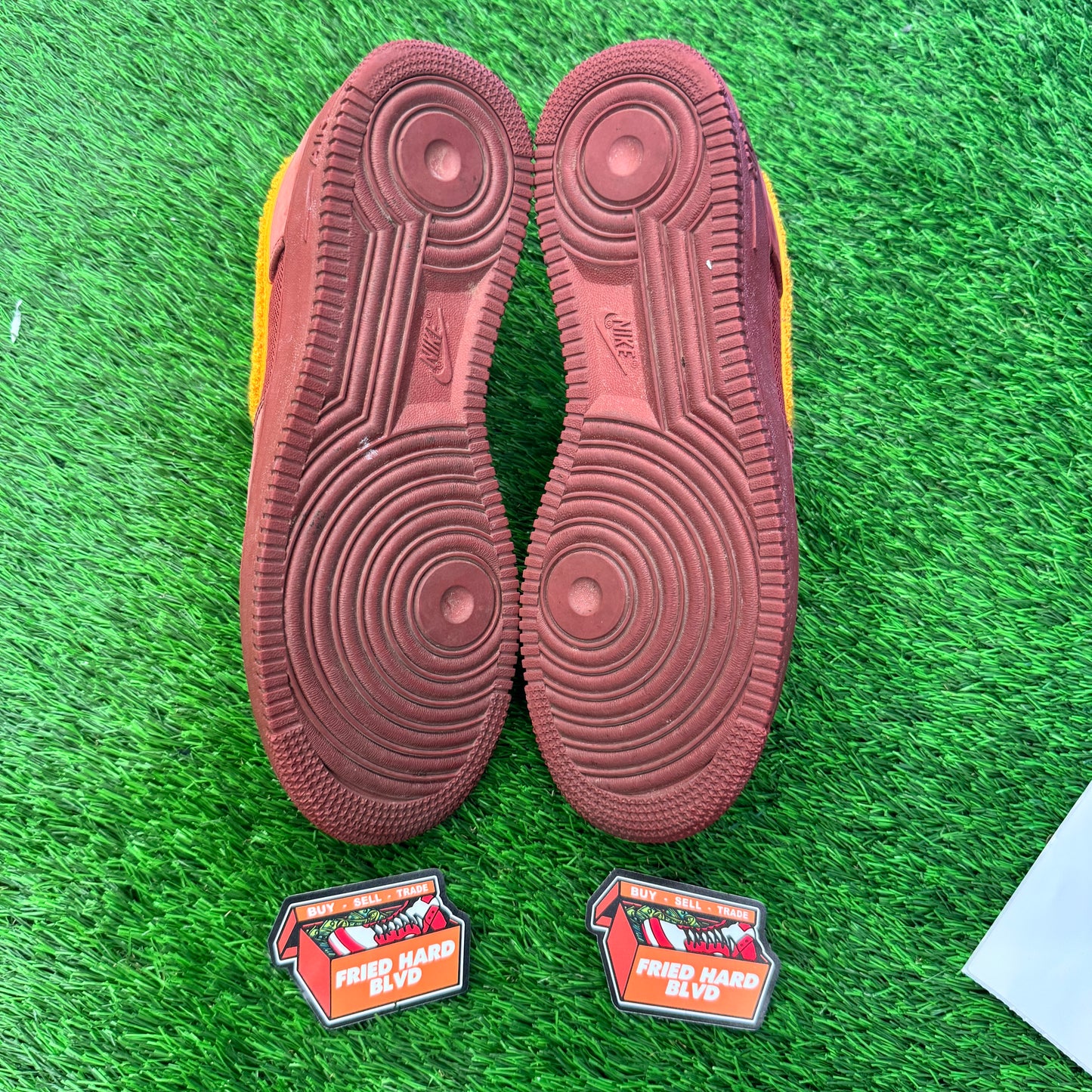 Air Force 1 Low La Familia SIZE 9.5M/11W