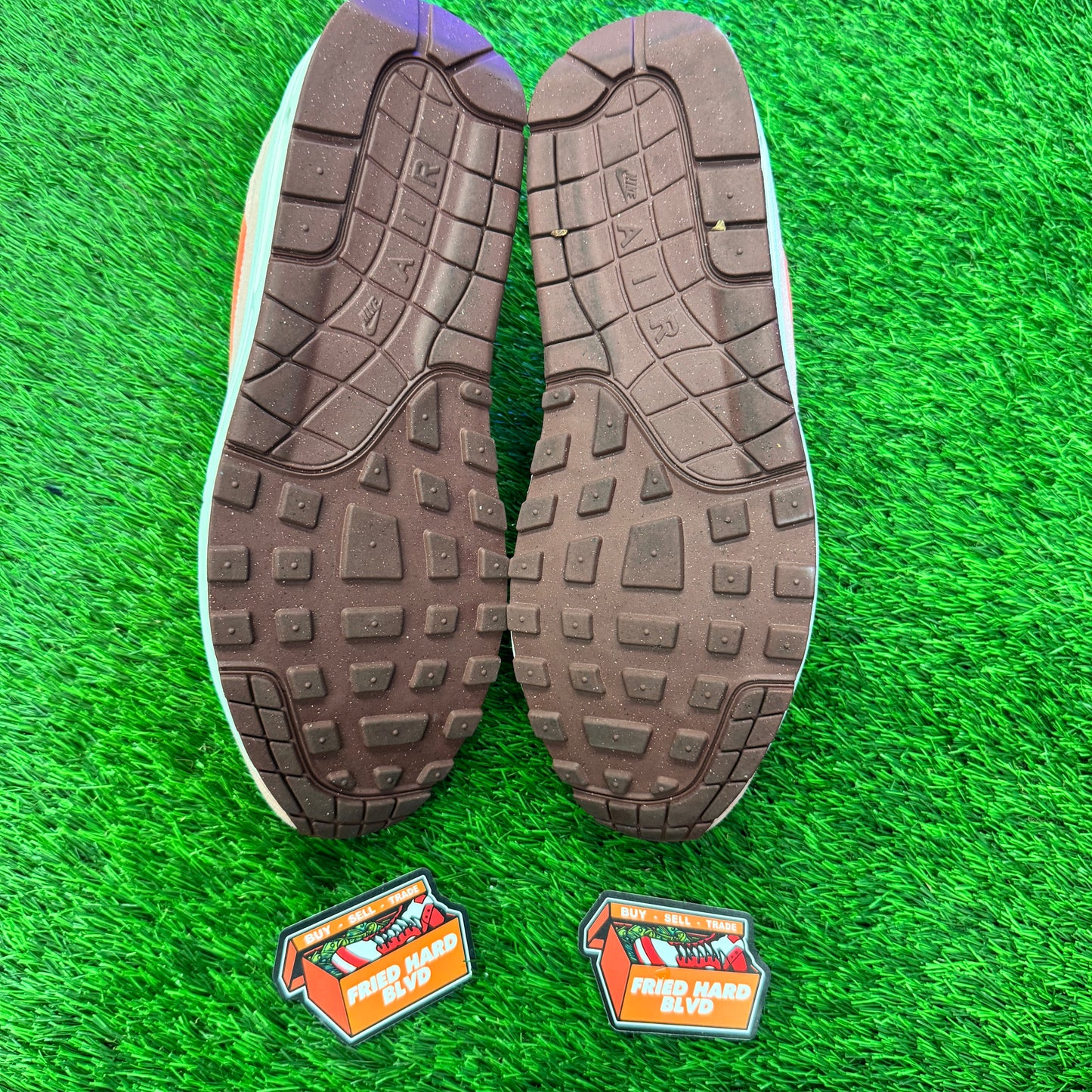 Air Max 1 PRM Corduroy Coral Stardust SIZE 12.5M/14W