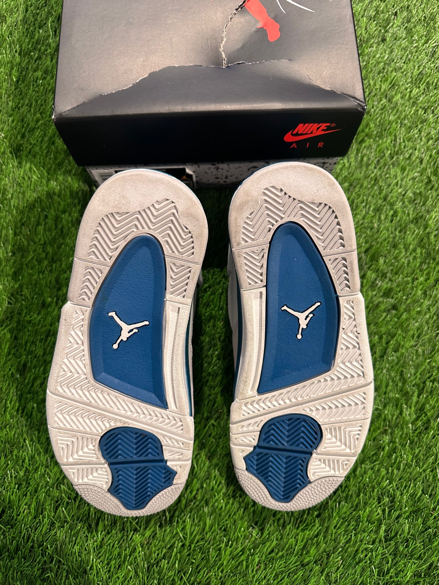 Jordan 4 Retro Military Blue (2024) (GS)