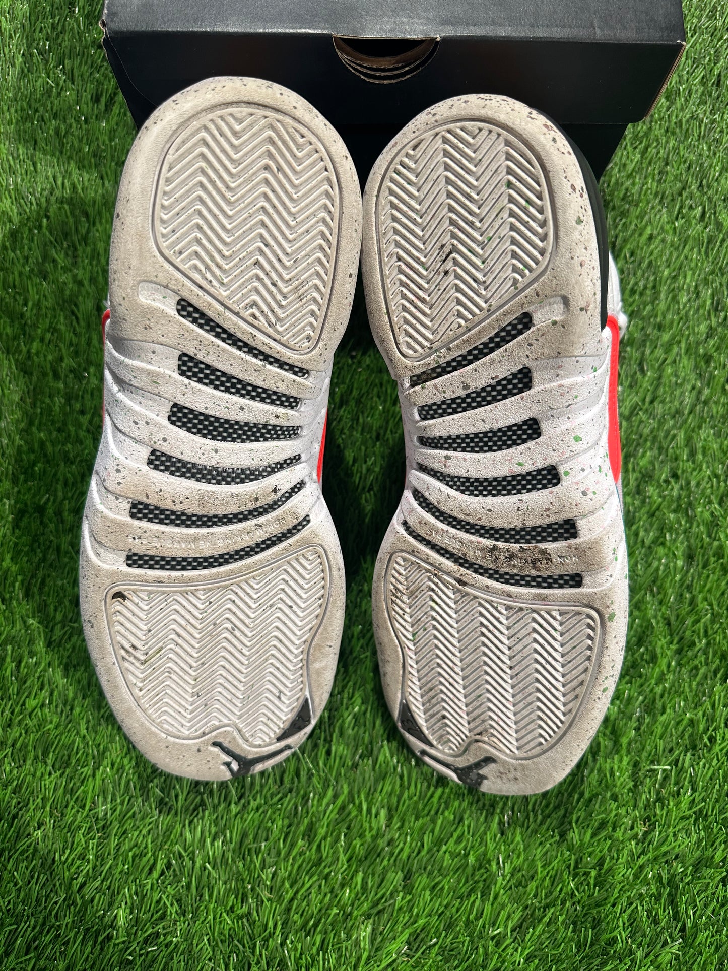 Jordan 12 Retro White Vapor Green (GS) 7Y/8.5W