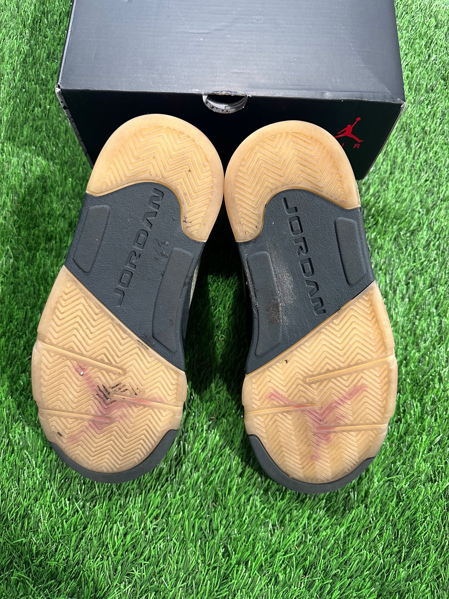 Jordan 5 Retro Gore-Tex Off Noir (Women's)