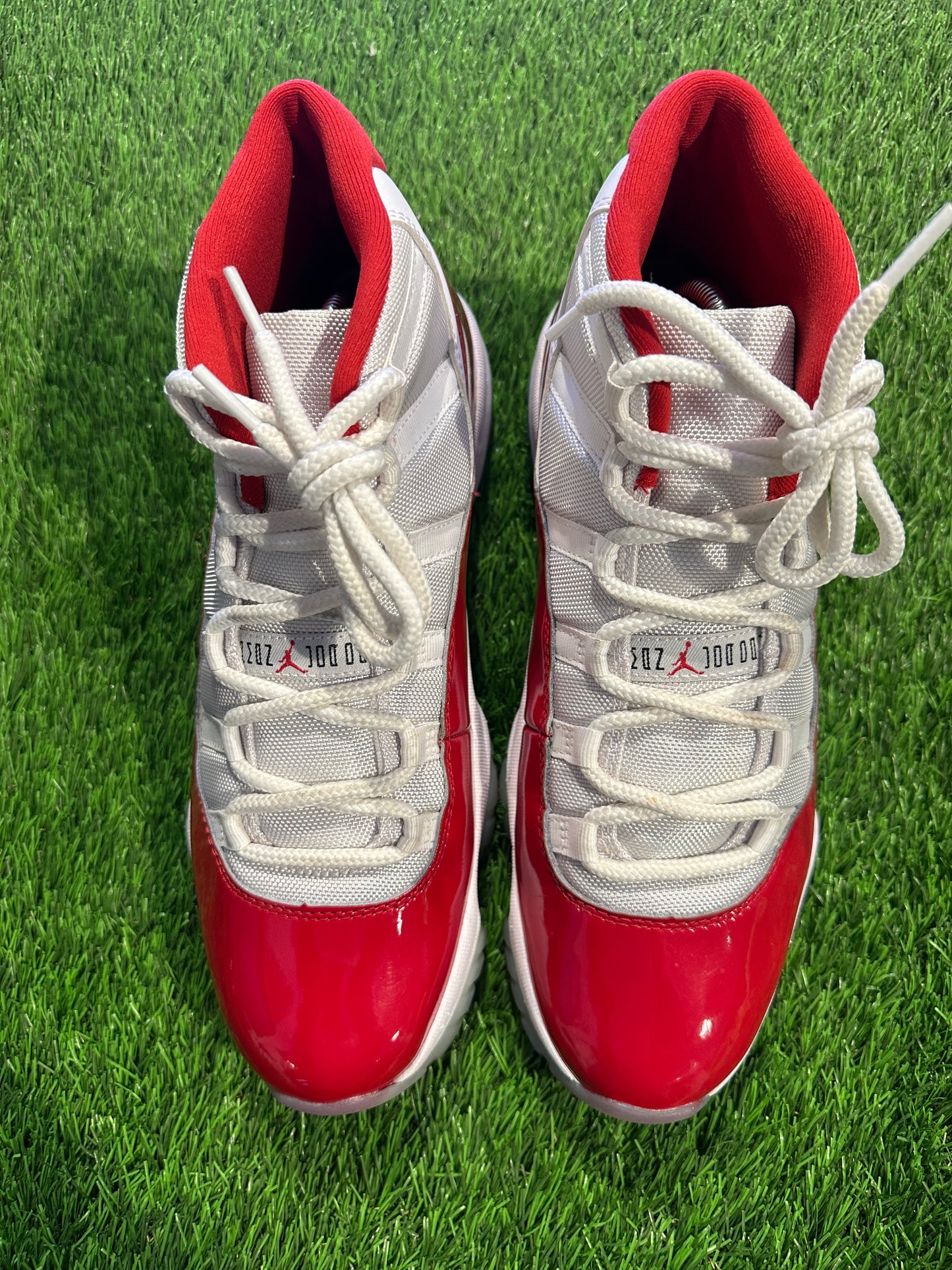 Jordan 11 Retro Cherry (2022)