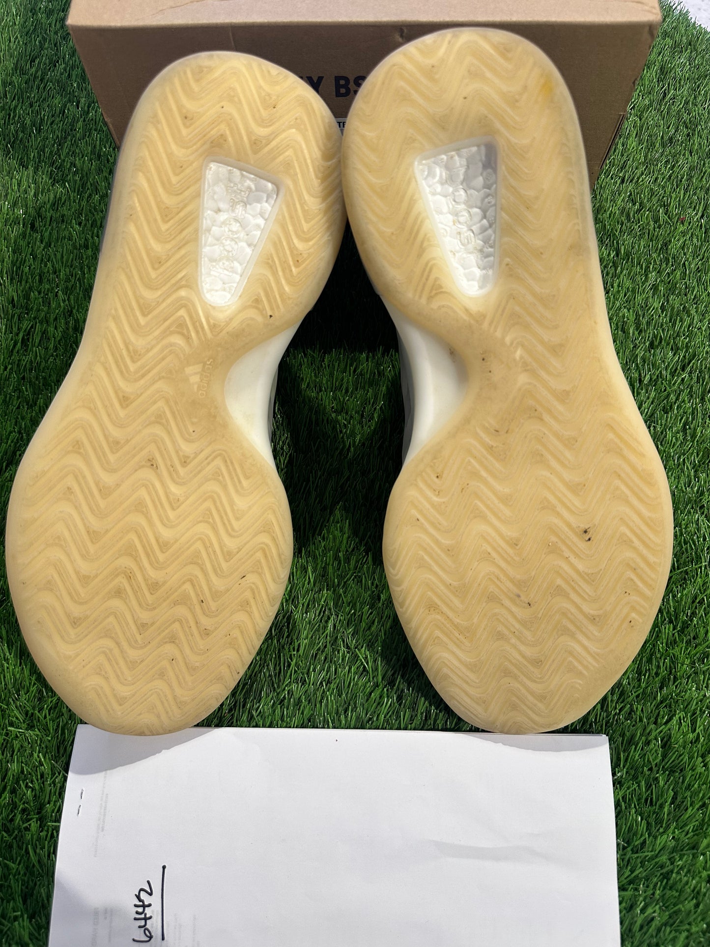 adidas YZY QNTM BSKTBL (Performance Basketball Model)