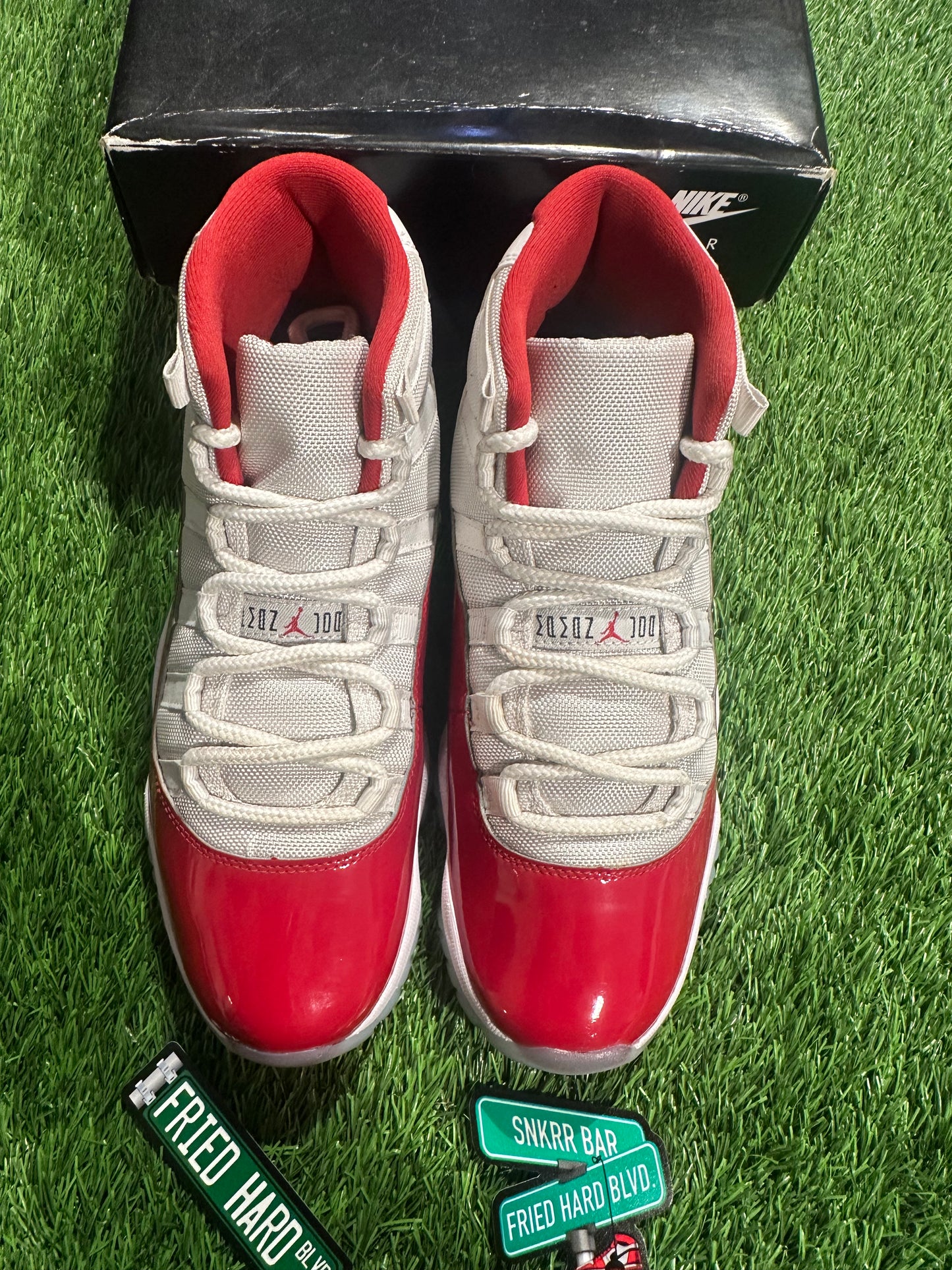 Jordan 11 Retro Cherry (2022)