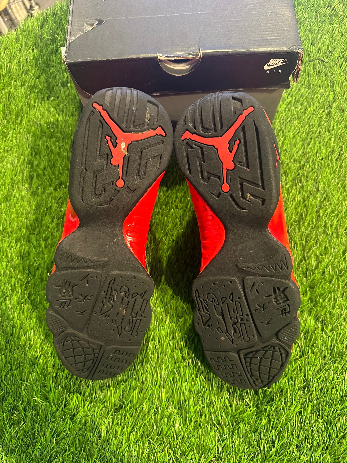 Jordan 9 Retro Chile Red (GS) 6.5Y/8W