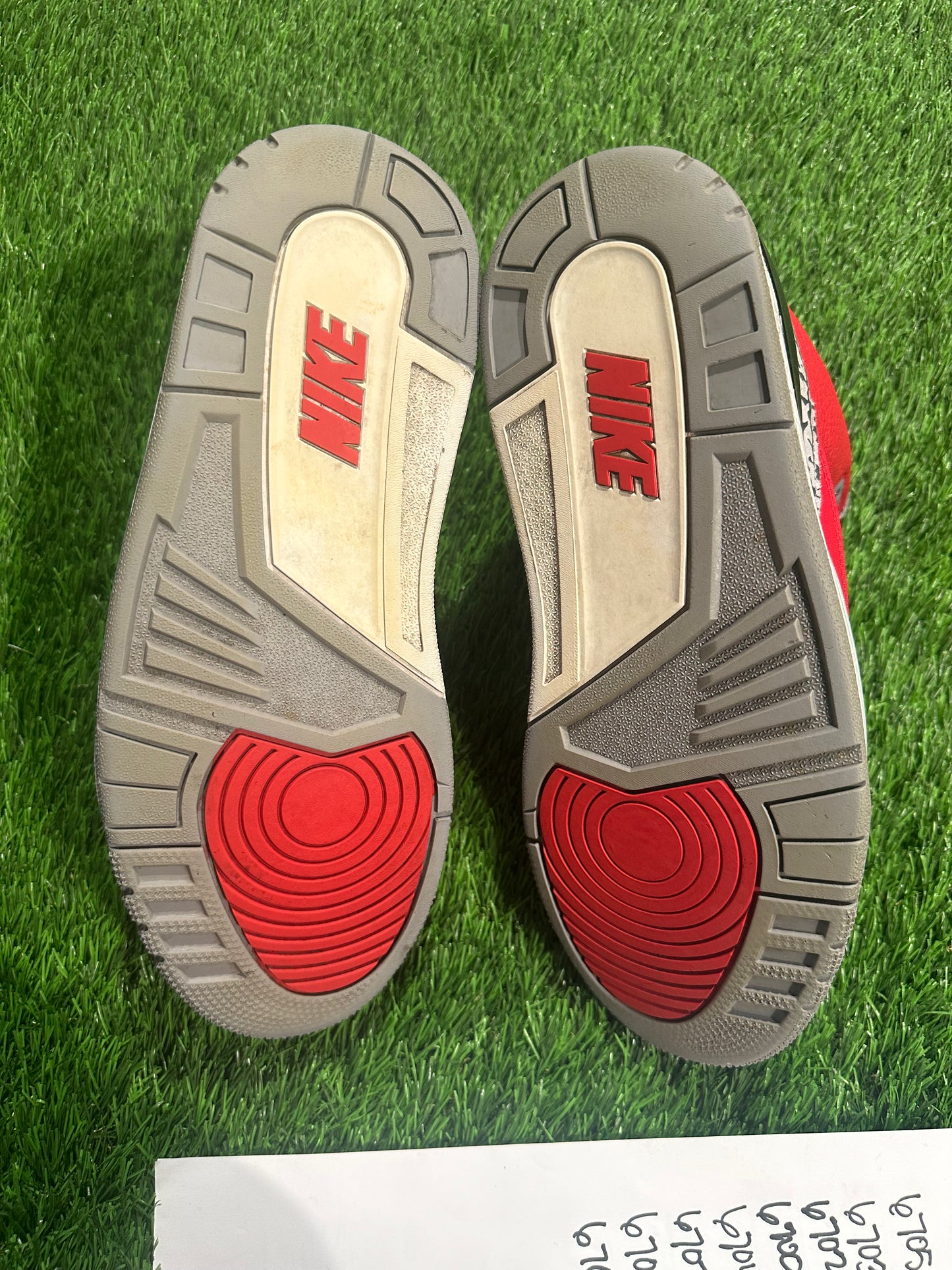 Jordan 3 Retro SE Unite