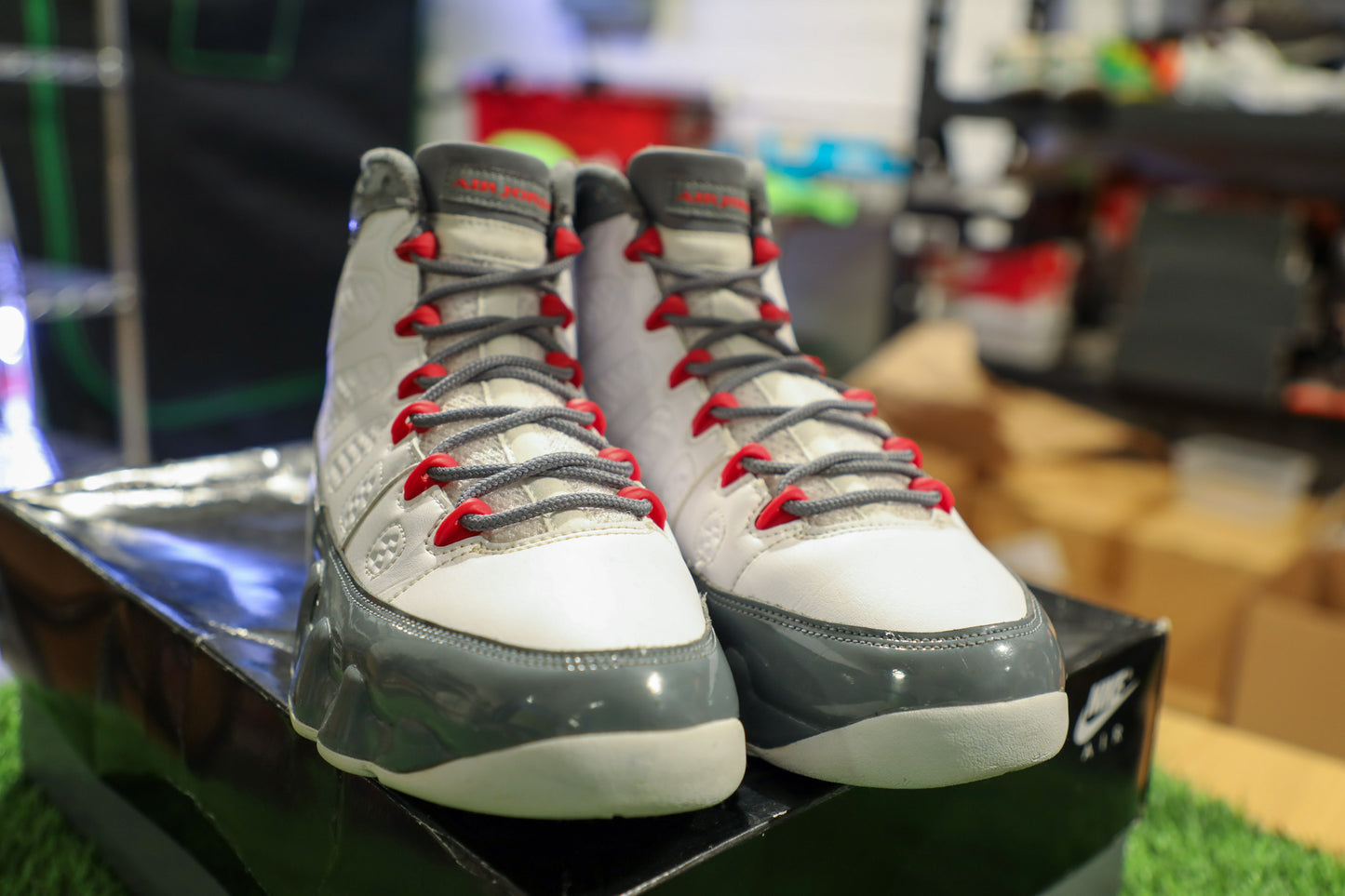 Jordan 9 Retro Fire Red