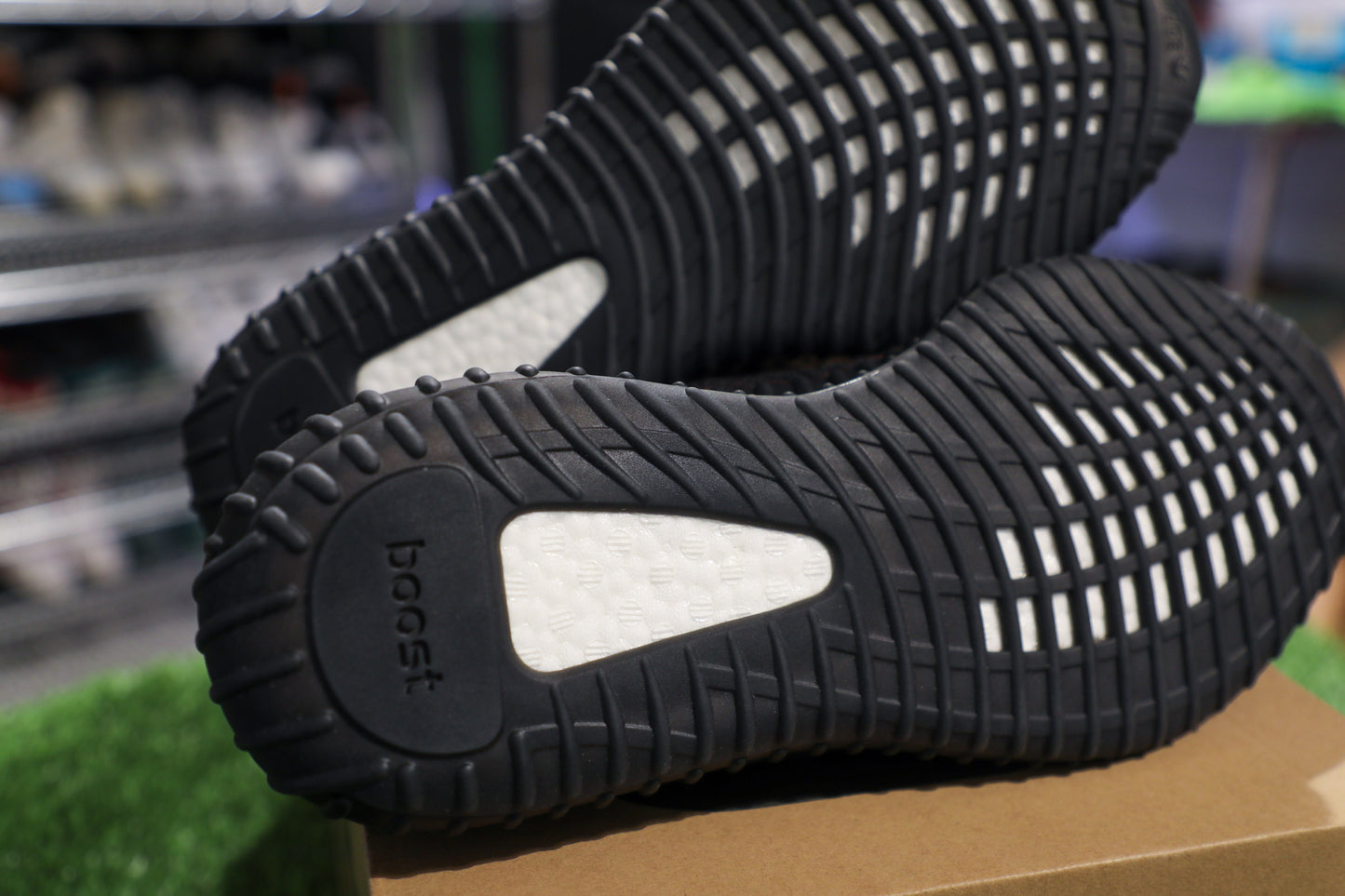 adidas Yeezy Boost 350 V2 MX Rock